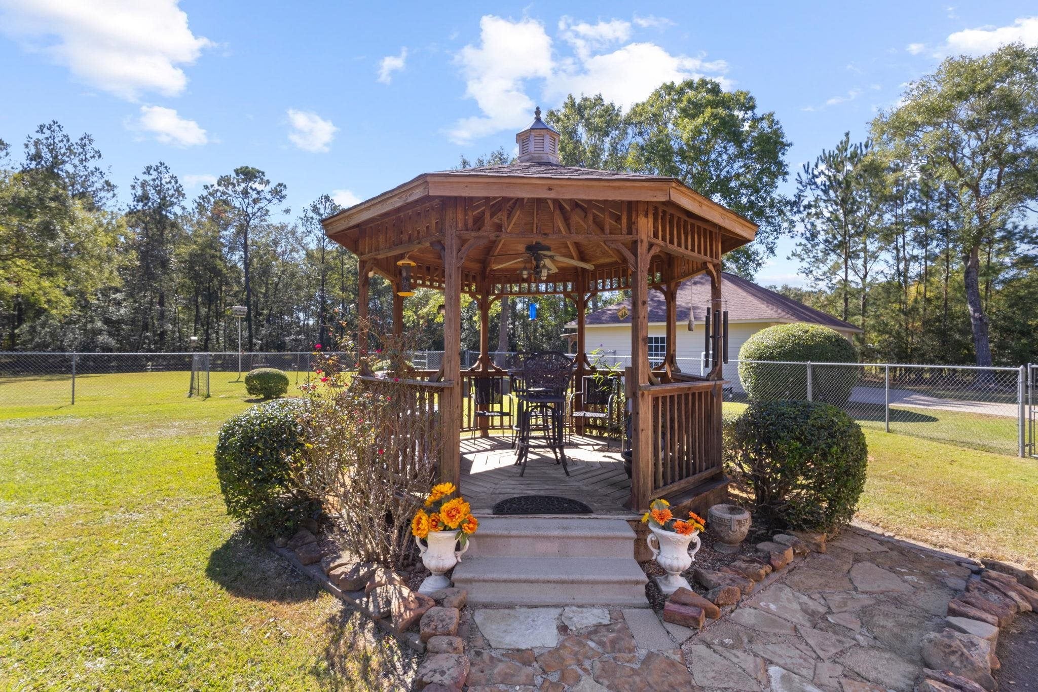 Lumberton, Texas, 77657, United States, 3 Bedrooms Bedrooms, ,4 BathroomsBathrooms,Residential,Active,1990639