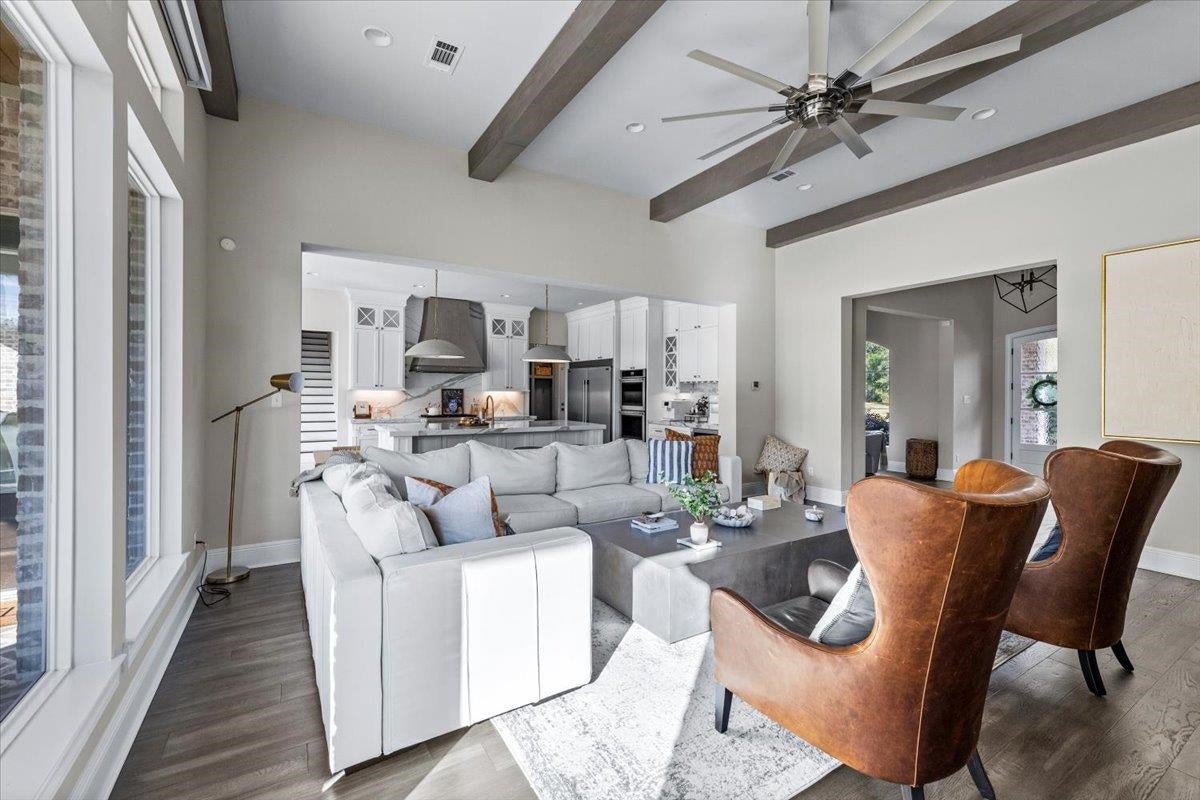 Kountze, Texas, 77625, United States, 4 Bedrooms Bedrooms, ,4 BathroomsBathrooms,Residential,Active,1988730