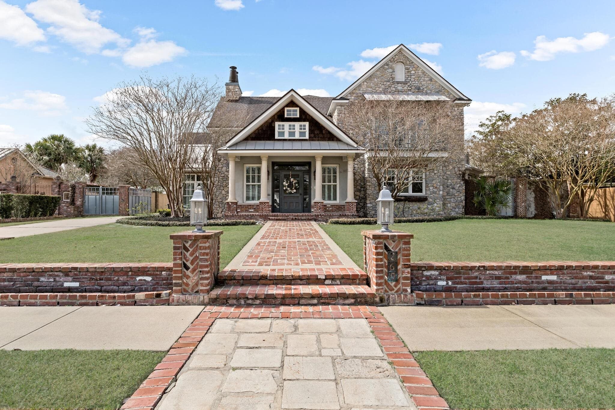 Beaumont, Texas, 77706, United States, ,5 BathroomsBathrooms,Residential,Active,1808378