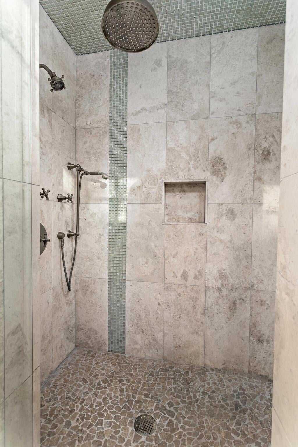Beaumont, Texas, 77706, United States, ,5 BathroomsBathrooms,Residential,Active,1808378