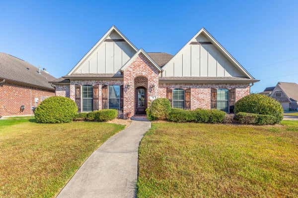 16 COTTAGE GROVE CT, BEAUMONT, TX 77713 - Image 1