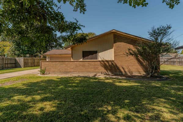 6249 CAPITOL ST, GROVES, TX 77619 - Image 1