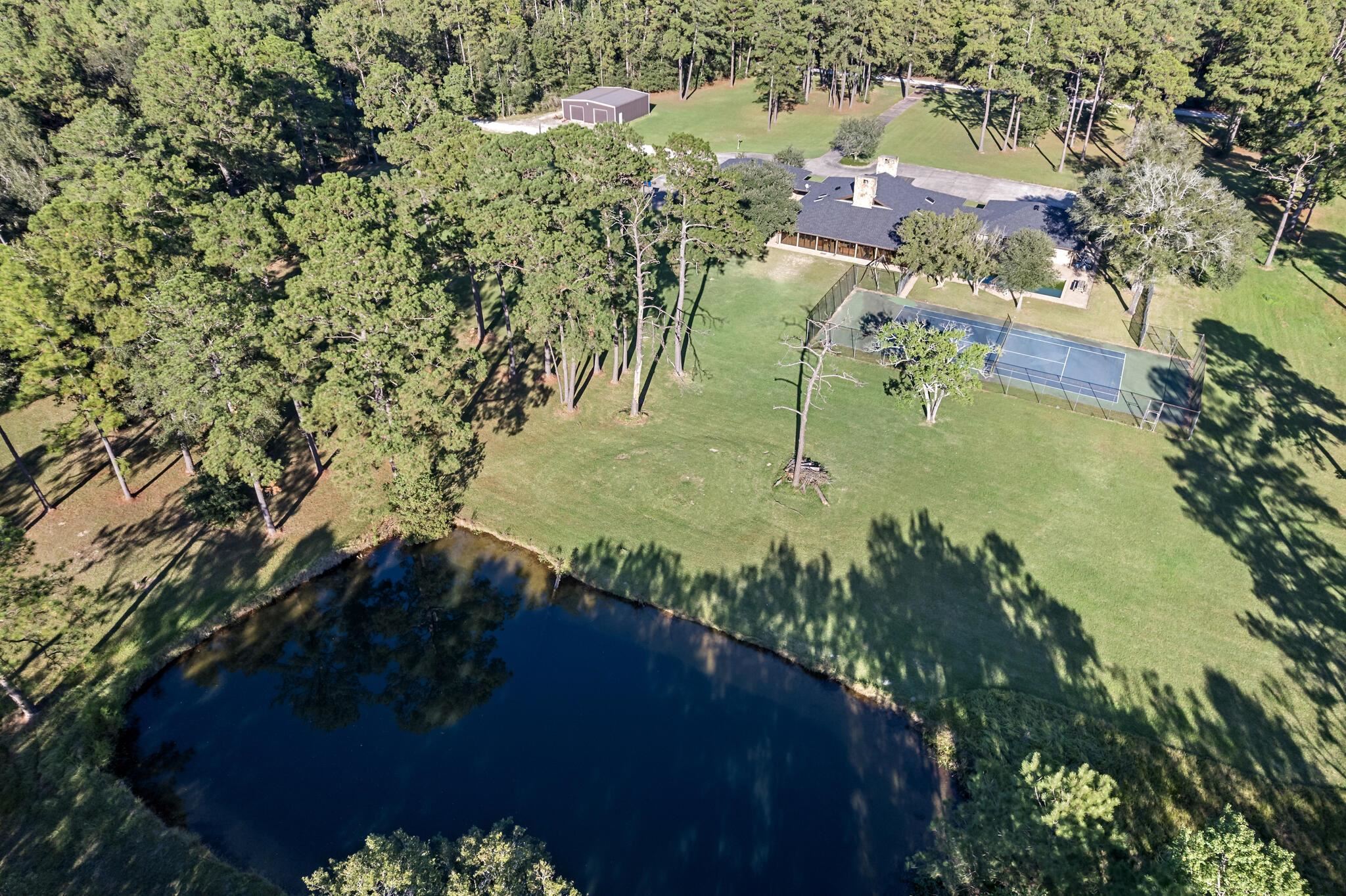 Sour Lake, Texas, 77659, United States, 5 Bedrooms Bedrooms, ,5 BathroomsBathrooms,Residential,Active,1962173