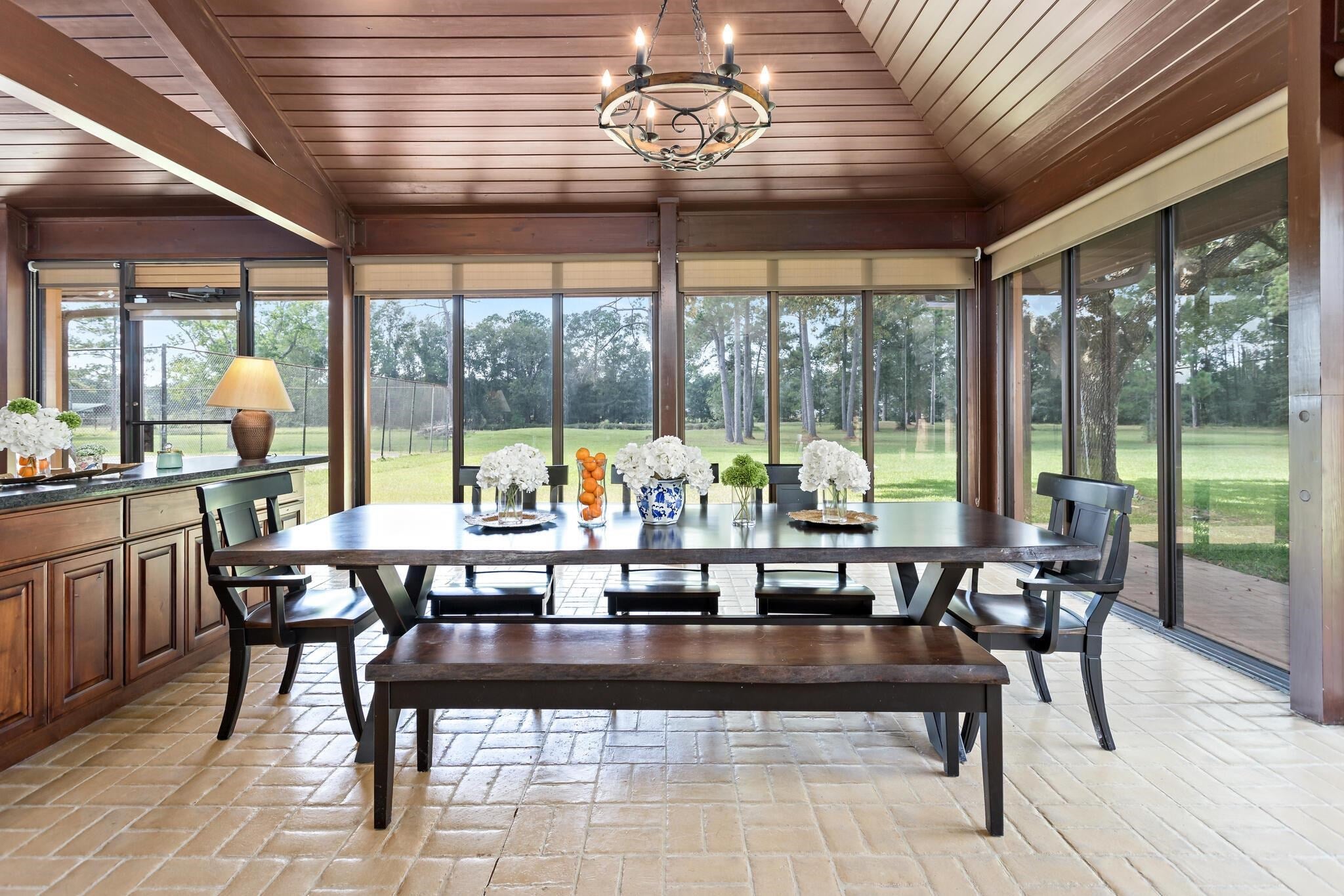 Sour Lake, Texas, 77659, United States, 5 Bedrooms Bedrooms, ,5 BathroomsBathrooms,Residential,Active,1962173