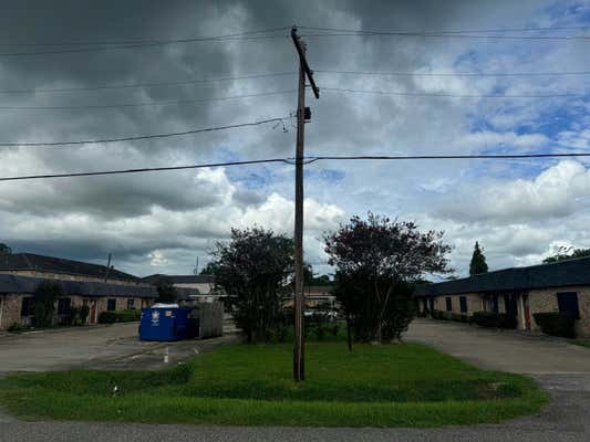 6758 PRUTZMAN RD, BEAUMONT, TX 77706 - Image 1