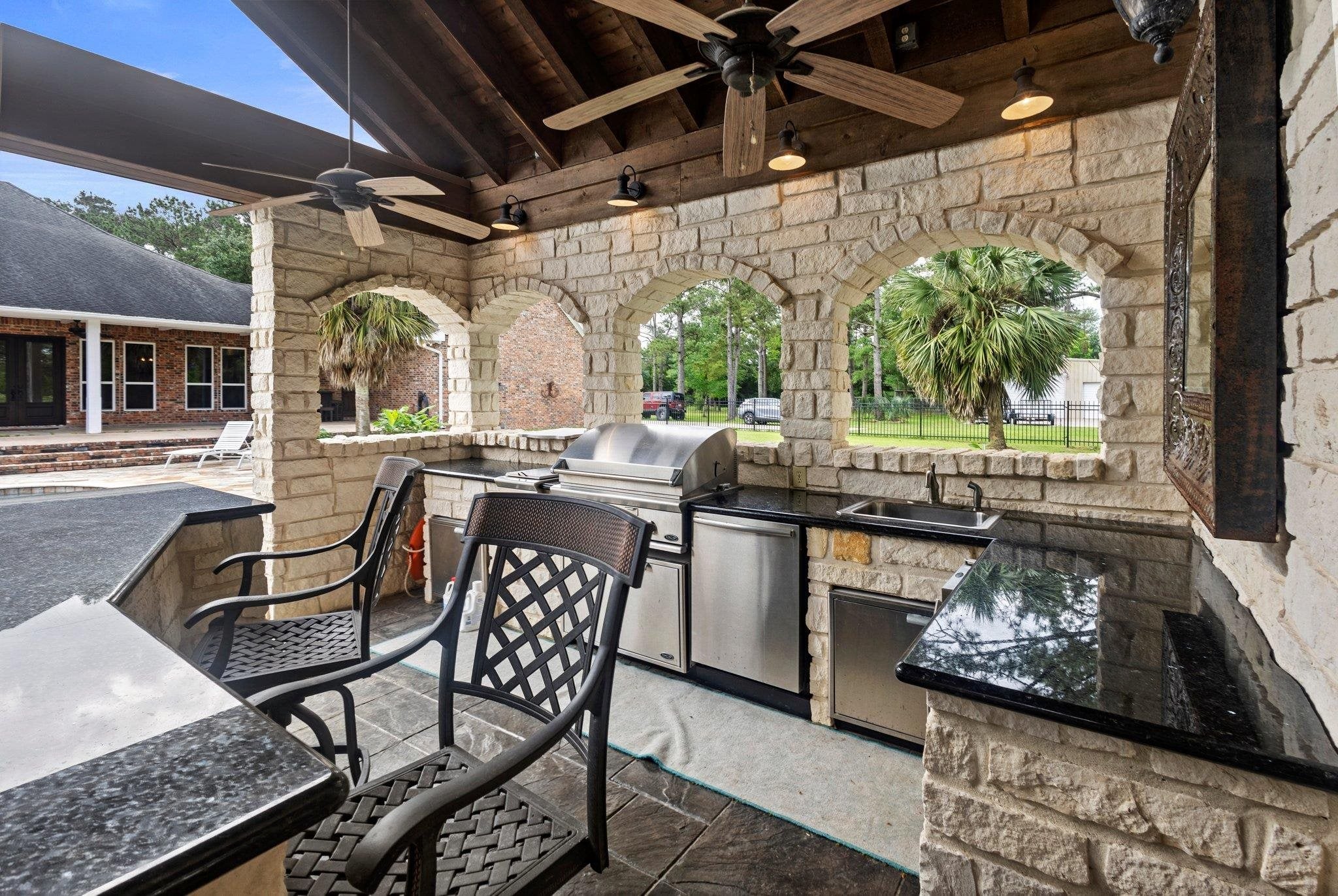 Winnie, Texas, 77665, United States, 3 Bedrooms Bedrooms, ,4 BathroomsBathrooms,Residential,Active,1963426