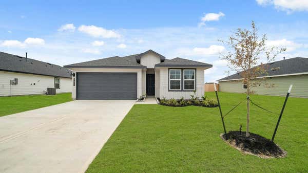 520 BRITTANY GROVE LN, CHINA, TX 77613 - Image 1