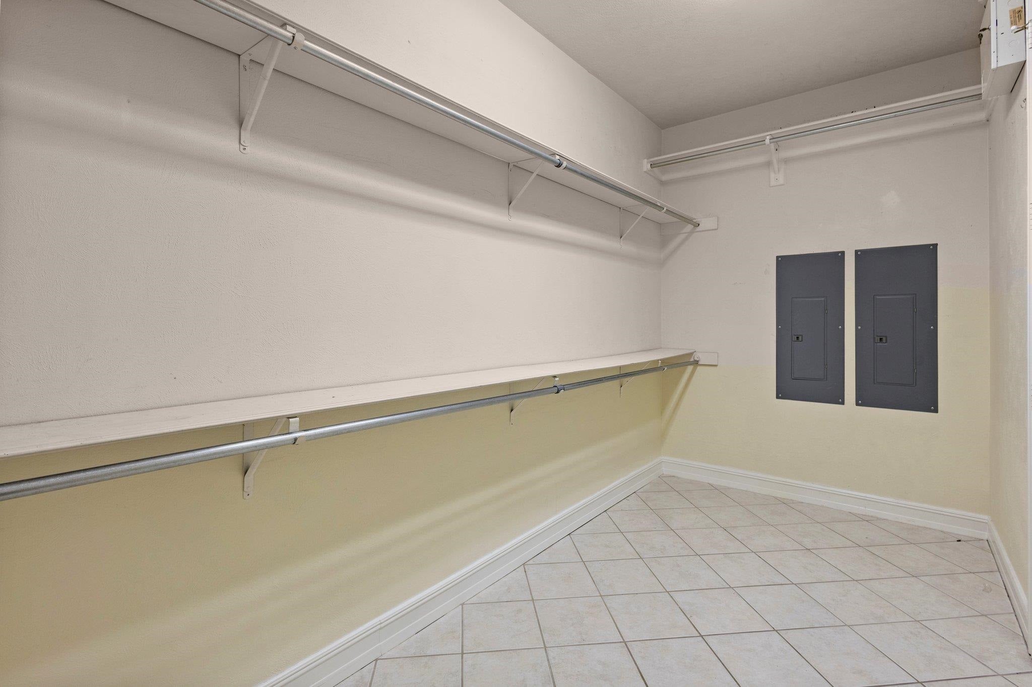 Winnie, Texas, 77665, United States, 3 Bedrooms Bedrooms, ,4 BathroomsBathrooms,Residential,Active,1963426