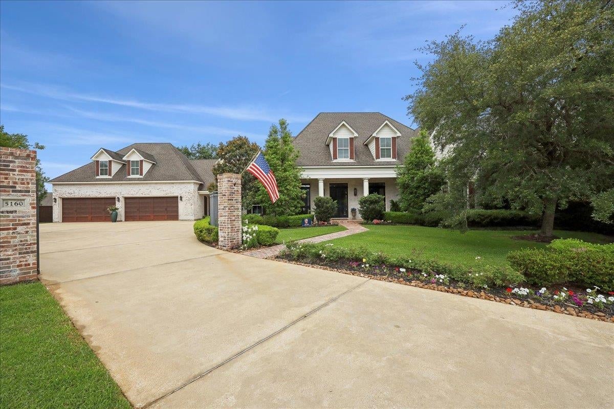 Beaumont, Texas, 77706, United States, 5 Bedrooms Bedrooms, ,6 BathroomsBathrooms,Residential,Active,1798219