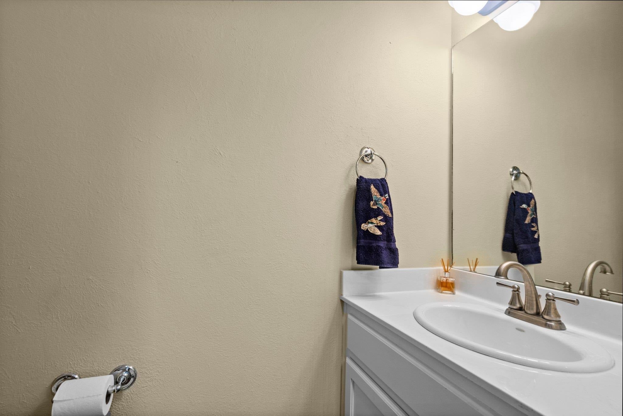 Winnie, Texas, 77665, United States, 3 Bedrooms Bedrooms, ,4 BathroomsBathrooms,Residential,Active,1963426