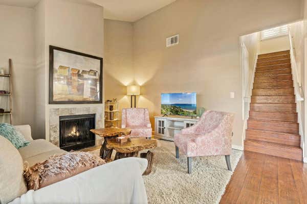 6235 RIVERSIDE BLVD APT 2, SACRAMENTO, CA 95831 - Image 1