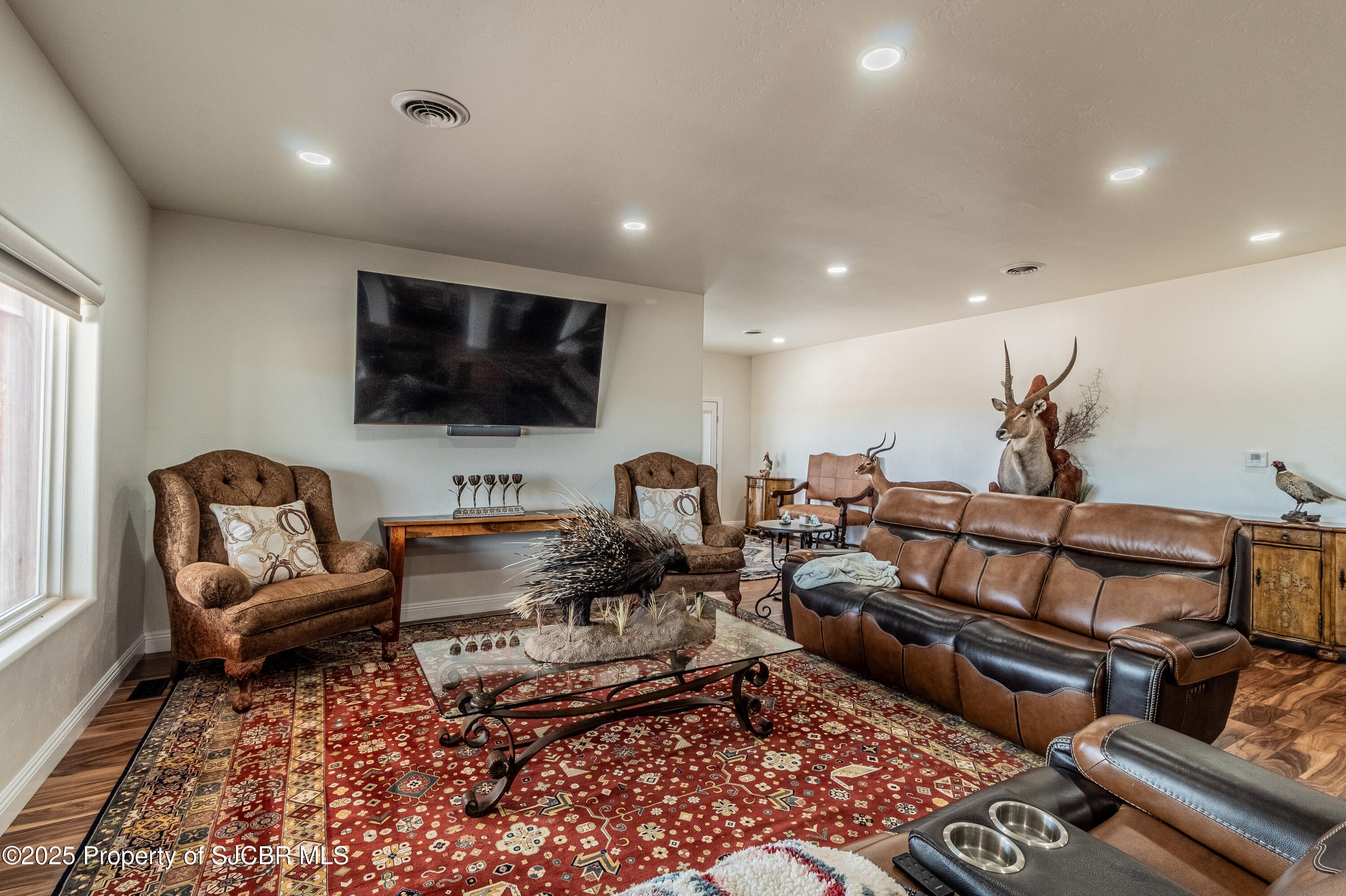 Aztec, New Mexico, 87410, United States, 3 Bedrooms Bedrooms, ,4 BathroomsBathrooms,Residential,Active,1953412