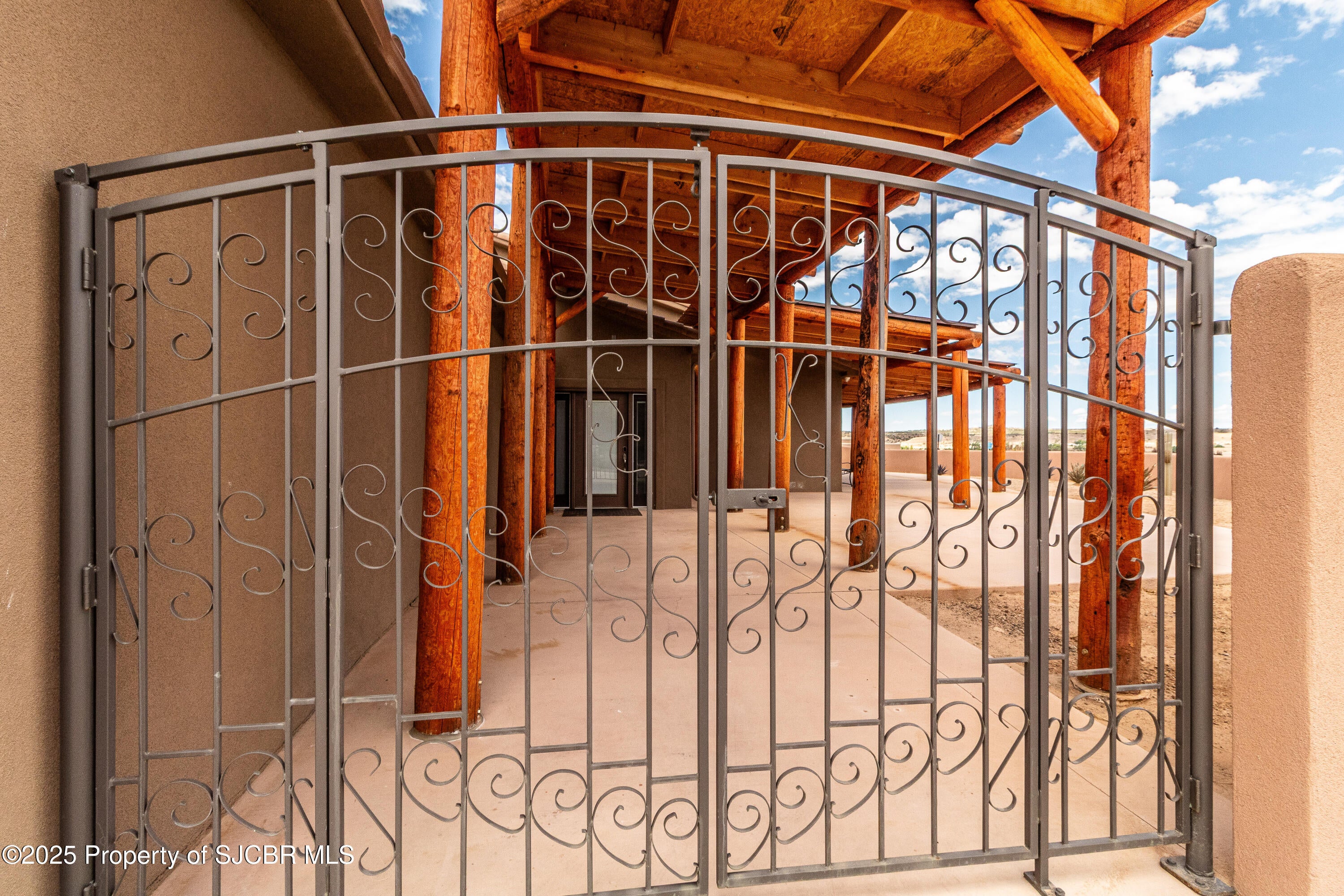 Aztec, New Mexico, 87410, United States, 3 Bedrooms Bedrooms, ,4 BathroomsBathrooms,Residential,Active,1953412