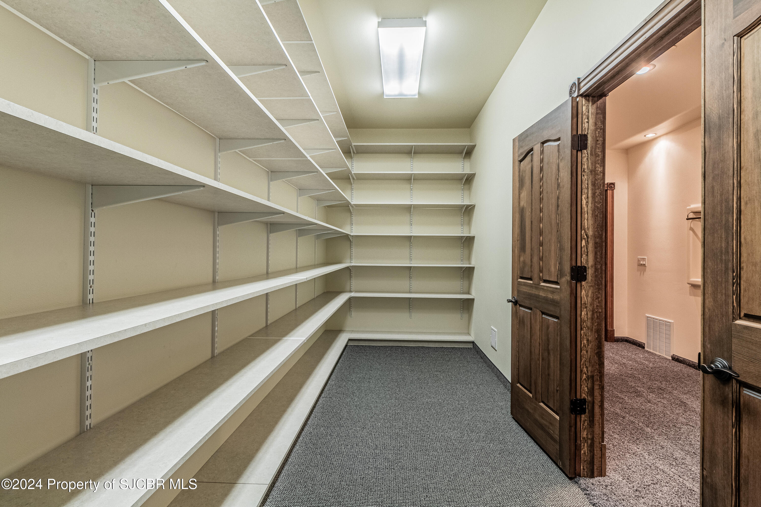 Farmington, New Mexico, 87401, United States, 4 Bedrooms Bedrooms, ,5 BathroomsBathrooms,Residential,Active,1959553