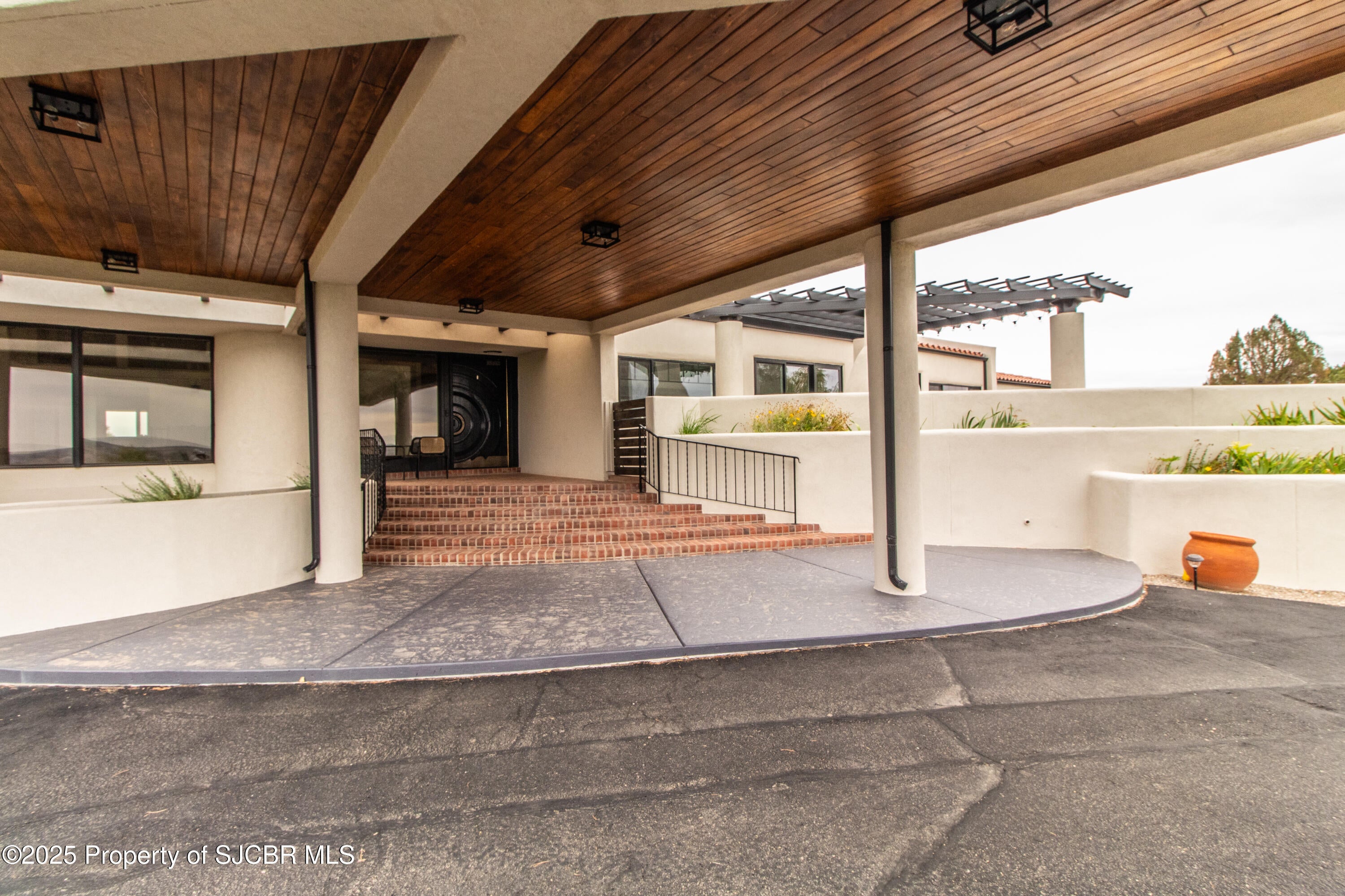 Farmington, New Mexico, 87401, United States, 5 Bedrooms Bedrooms, ,5 BathroomsBathrooms,Residential,Active,1942355