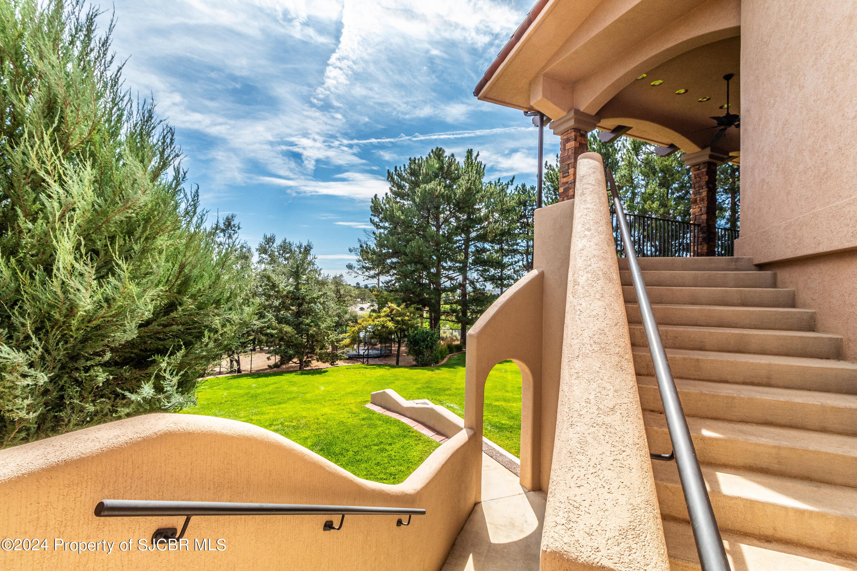 Farmington, New Mexico, 87401, United States, 4 Bedrooms Bedrooms, ,5 BathroomsBathrooms,Residential,Active,1959553