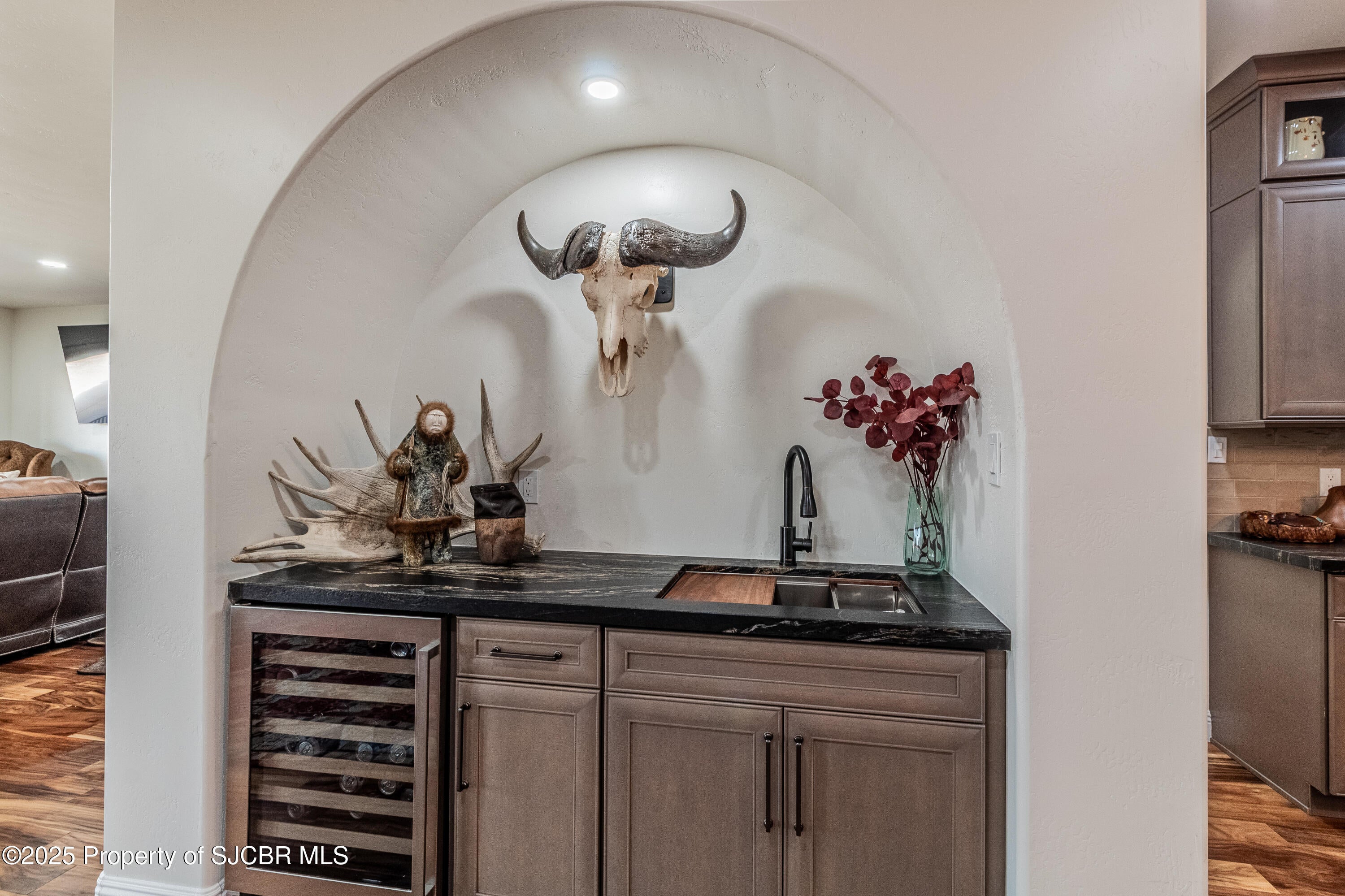 Aztec, New Mexico, 87410, United States, 3 Bedrooms Bedrooms, ,4 BathroomsBathrooms,Residential,Active,1953412