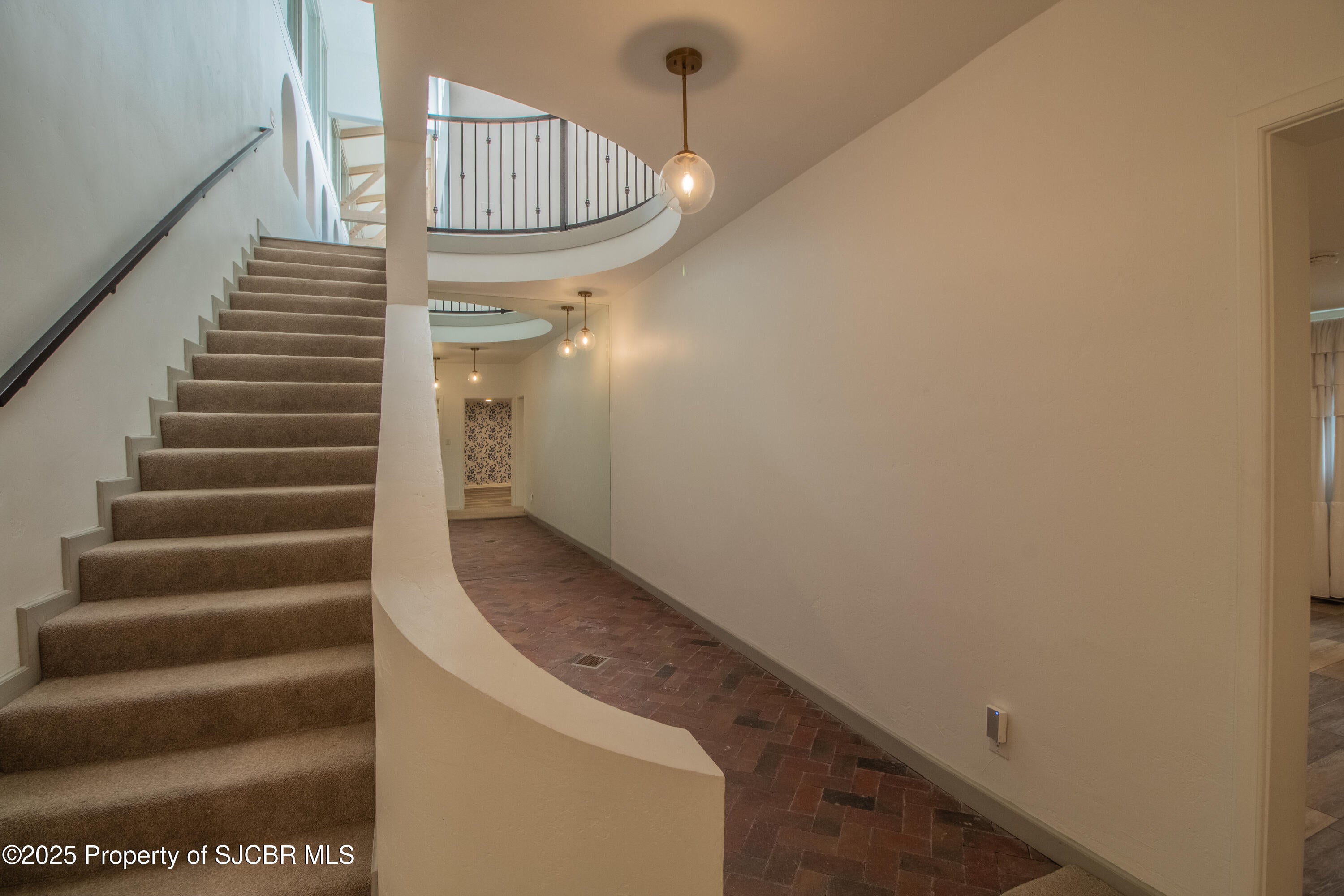 Farmington, New Mexico, 87401, United States, 5 Bedrooms Bedrooms, ,5 BathroomsBathrooms,Residential,Active,1942355