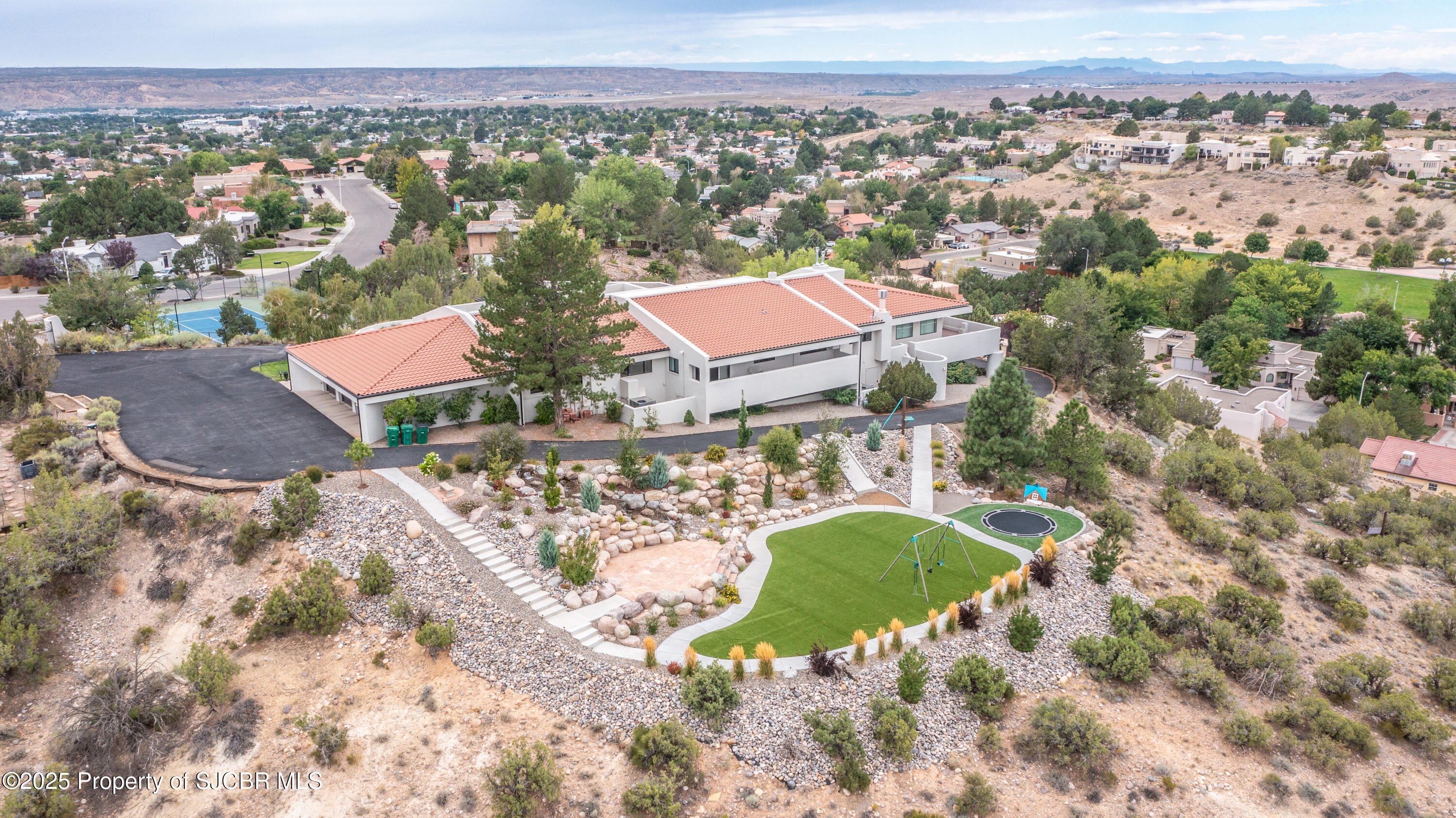 Farmington, New Mexico, 87401, United States, 5 Bedrooms Bedrooms, ,5 BathroomsBathrooms,Residential,Active,1942355