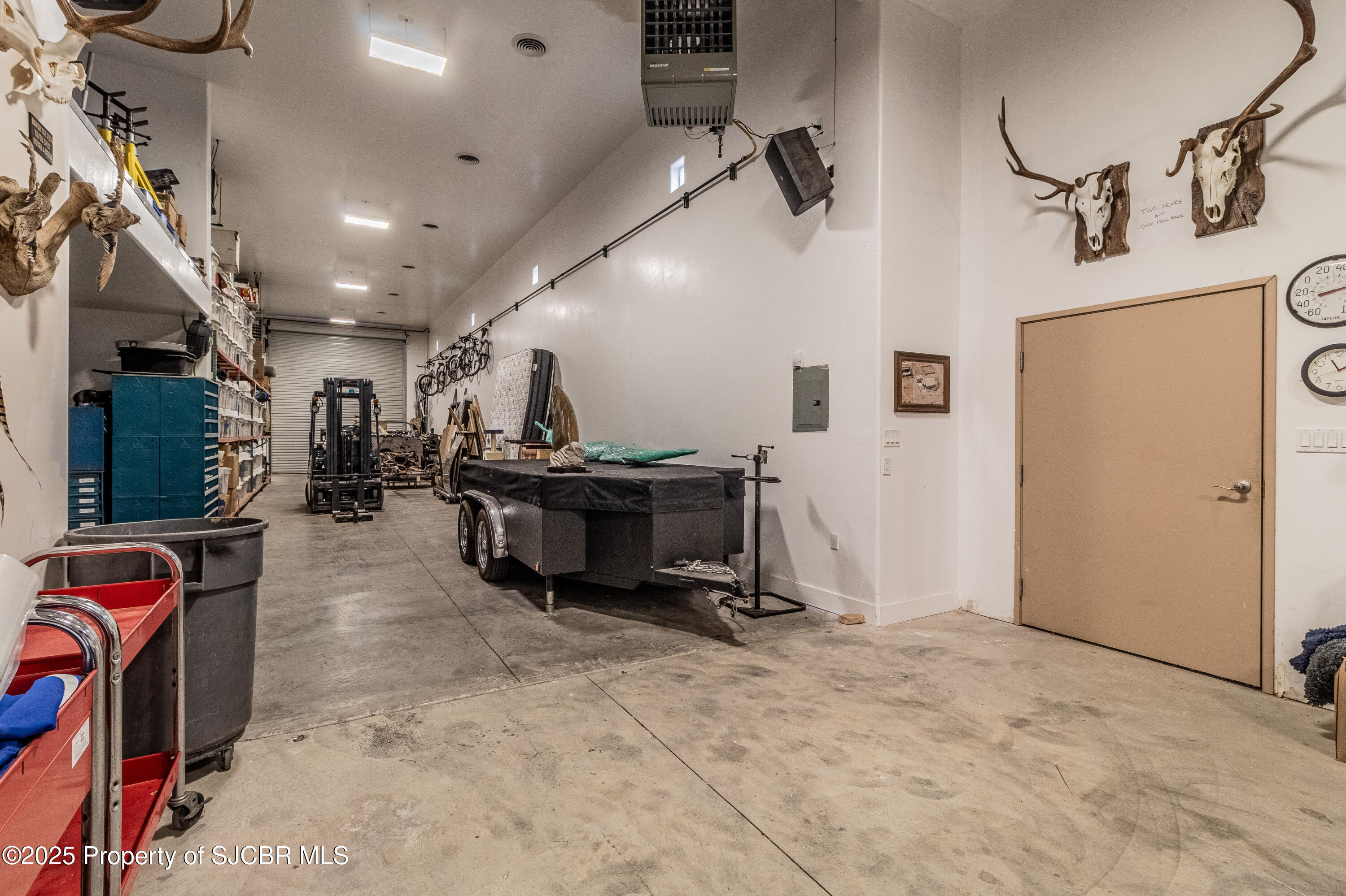 Aztec, New Mexico, 87410, United States, 3 Bedrooms Bedrooms, ,4 BathroomsBathrooms,Residential,Active,1953412