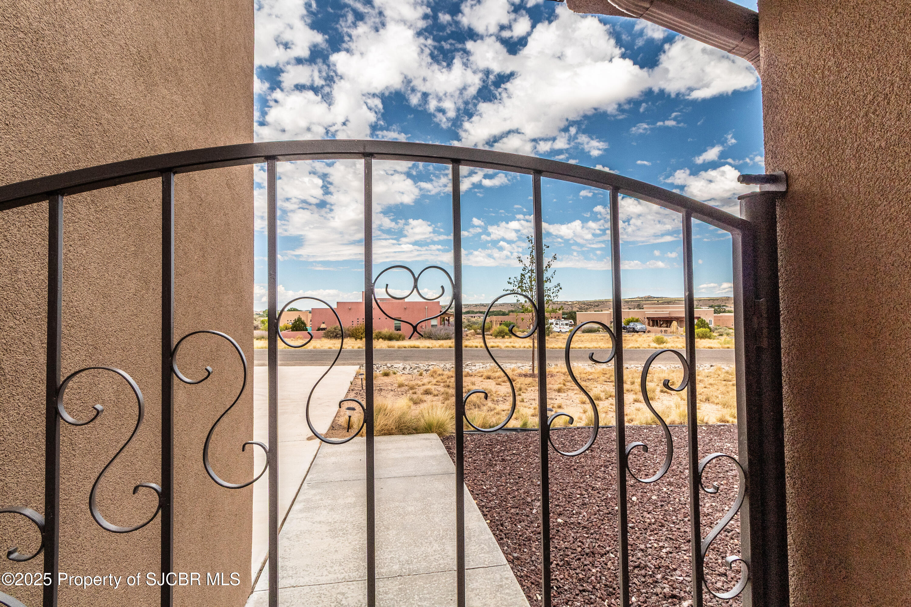 Aztec, New Mexico, 87410, United States, 3 Bedrooms Bedrooms, ,4 BathroomsBathrooms,Residential,Active,1953412