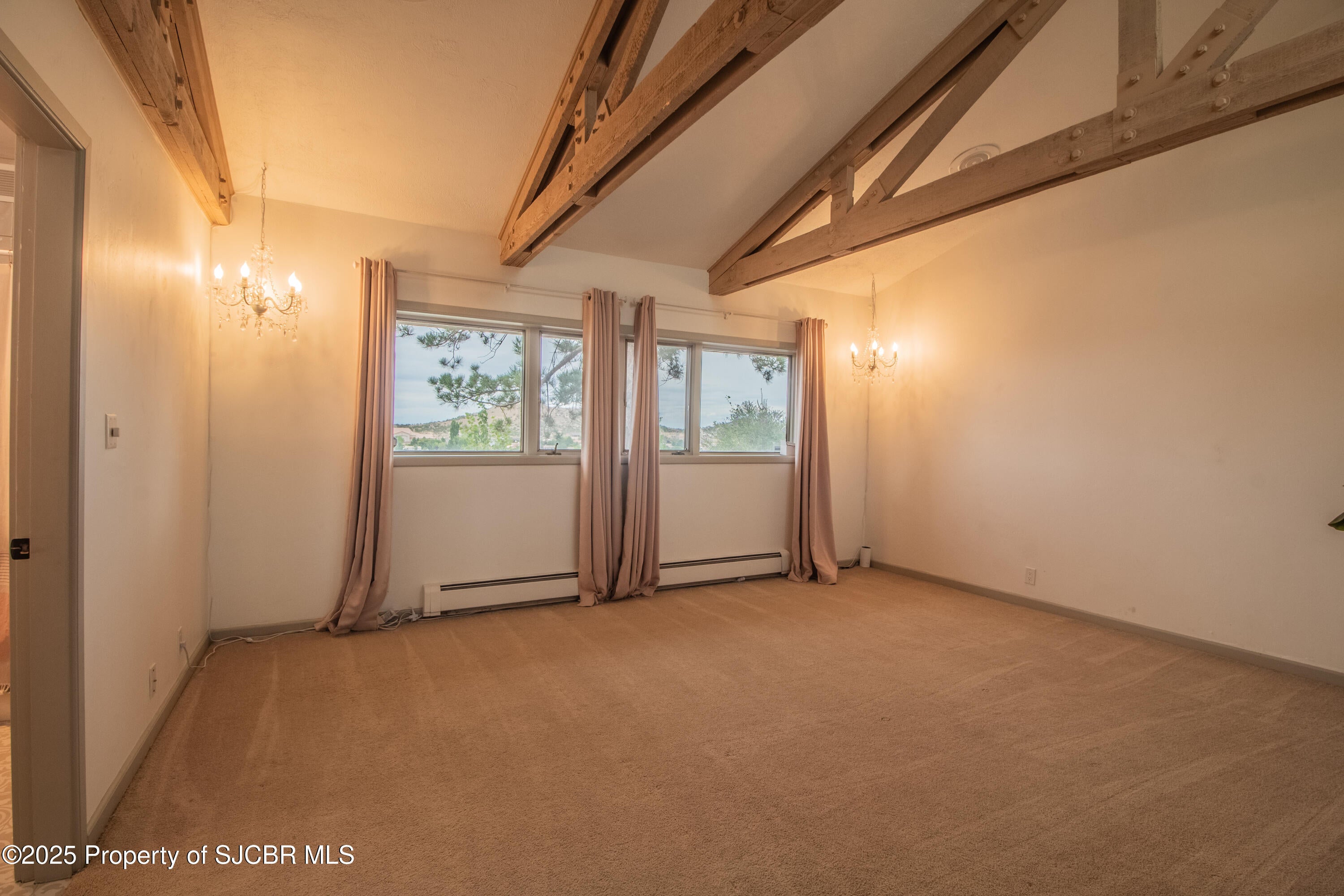 Farmington, New Mexico, 87401, United States, 5 Bedrooms Bedrooms, ,5 BathroomsBathrooms,Residential,Active,1942355