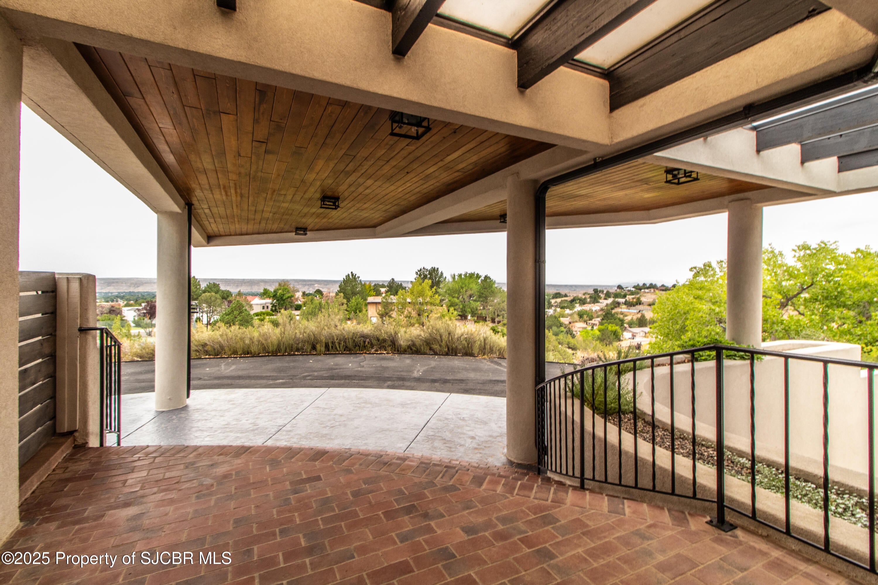 Farmington, New Mexico, 87401, United States, 5 Bedrooms Bedrooms, ,5 BathroomsBathrooms,Residential,Active,1942355