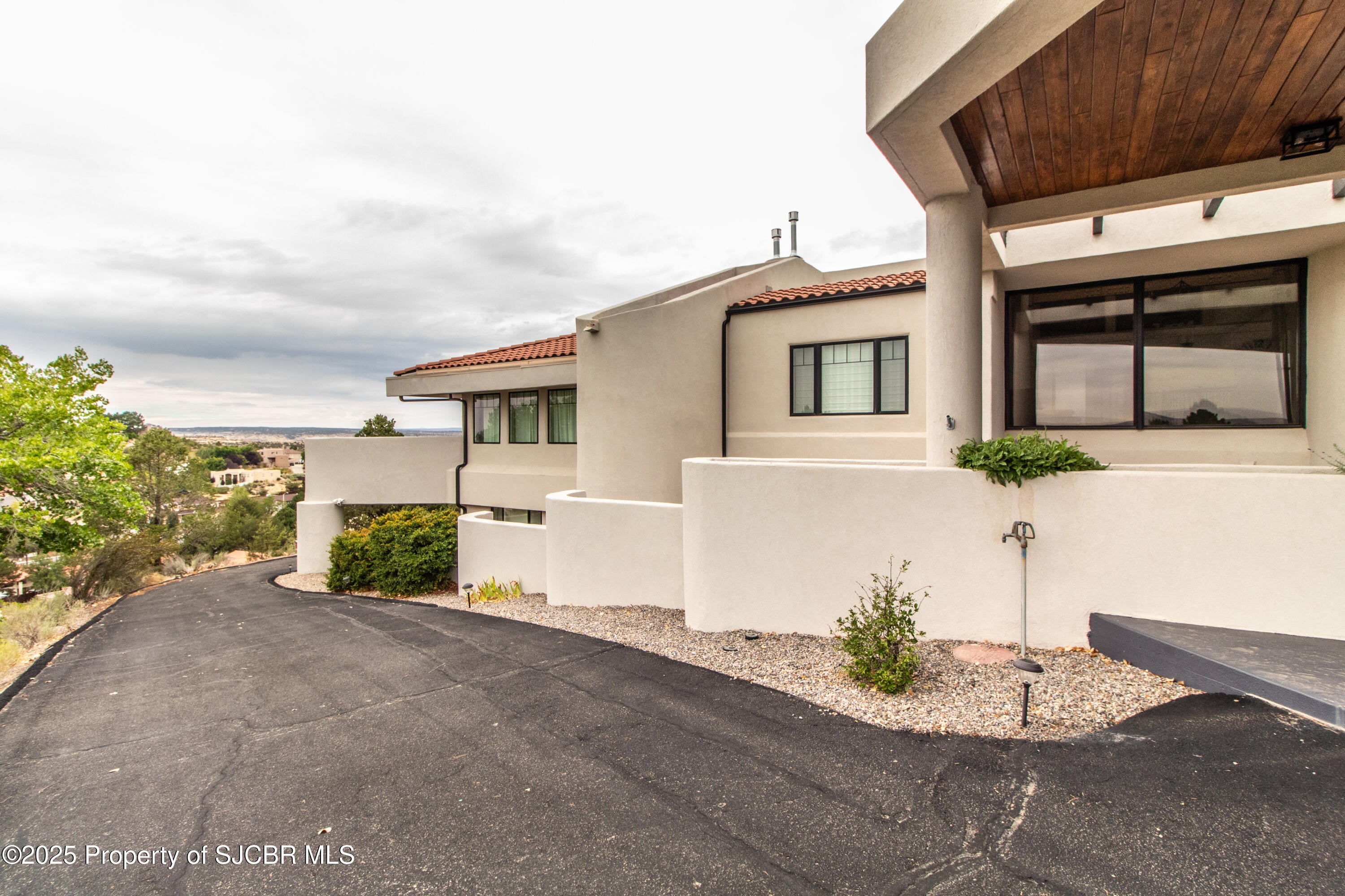 Farmington, New Mexico, 87401, United States, 5 Bedrooms Bedrooms, ,5 BathroomsBathrooms,Residential,Active,1942355