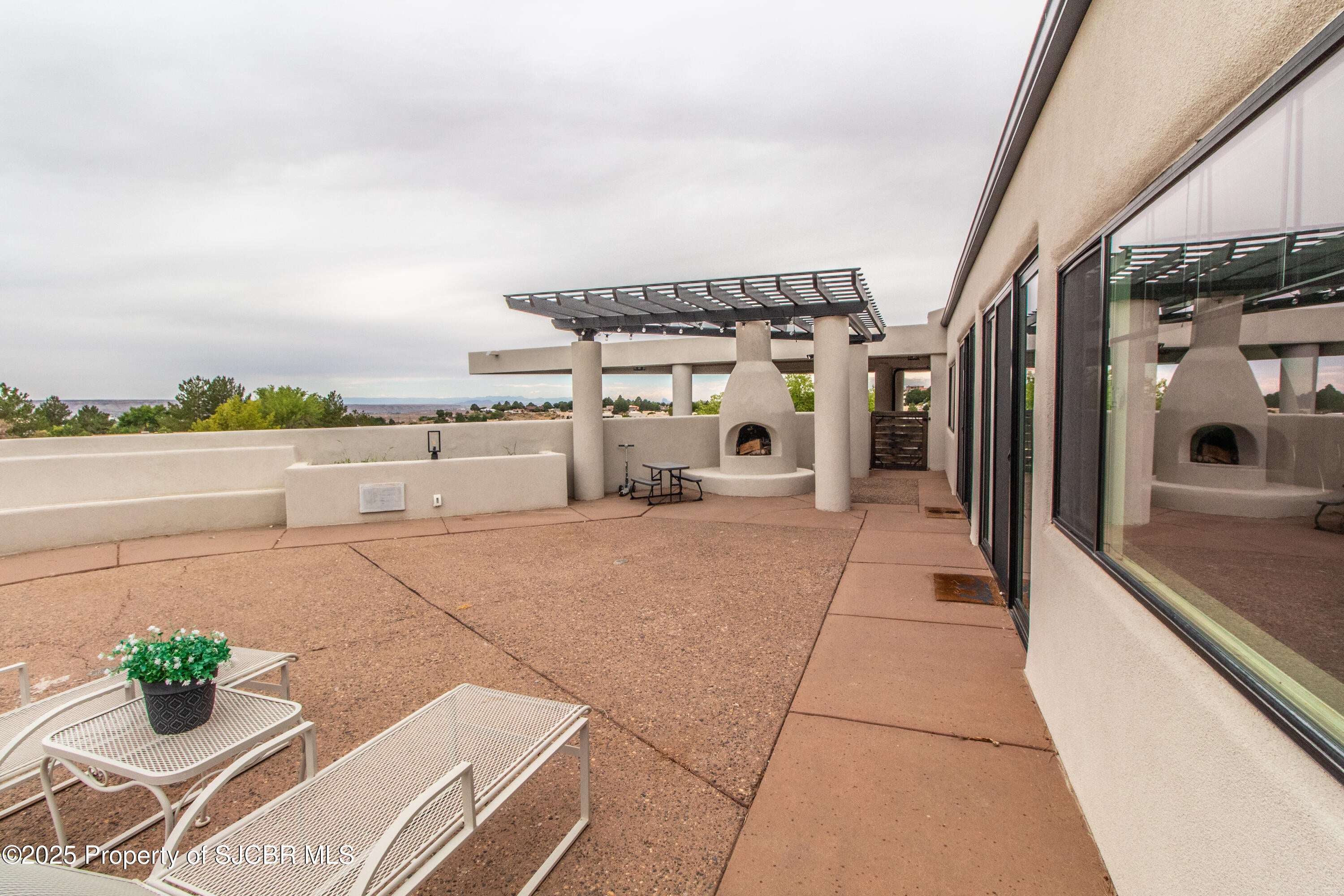 Farmington, New Mexico, 87401, United States, 5 Bedrooms Bedrooms, ,5 BathroomsBathrooms,Residential,Active,1942355