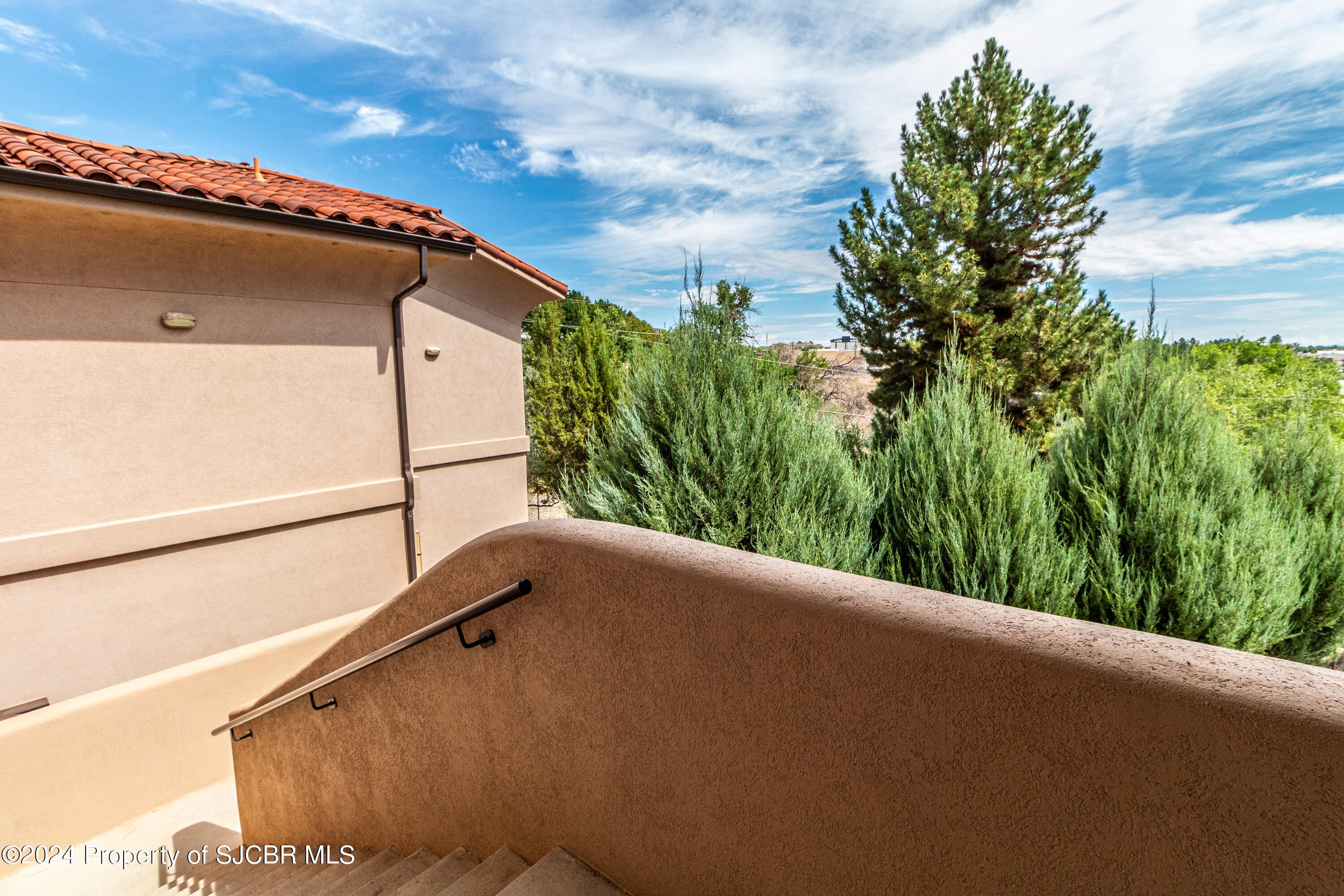 Farmington, New Mexico, 87401, United States, 4 Bedrooms Bedrooms, ,5 BathroomsBathrooms,Residential,Active,1959553