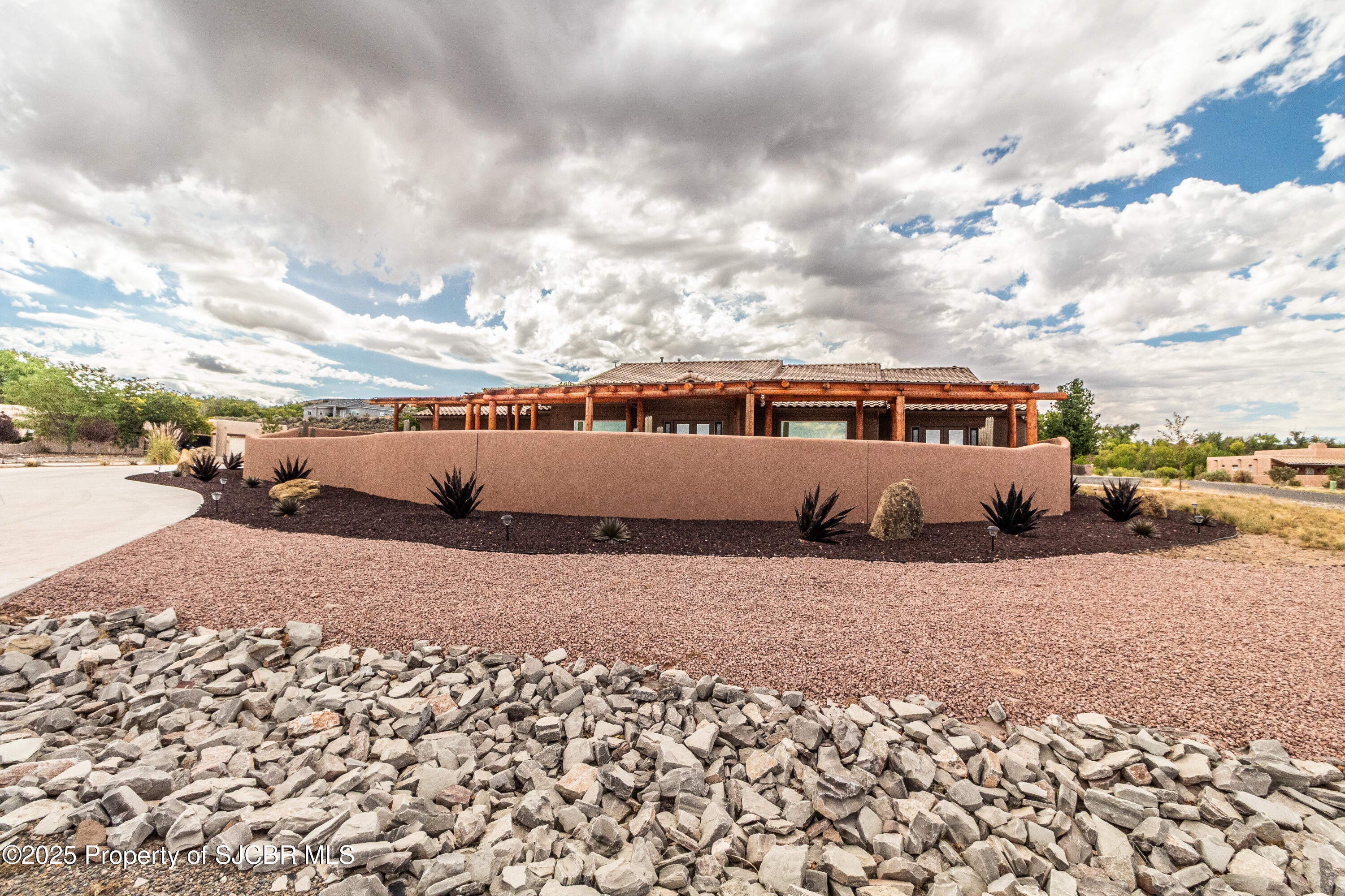 Aztec, New Mexico, 87410, United States, 3 Bedrooms Bedrooms, ,4 BathroomsBathrooms,Residential,Active,1953412