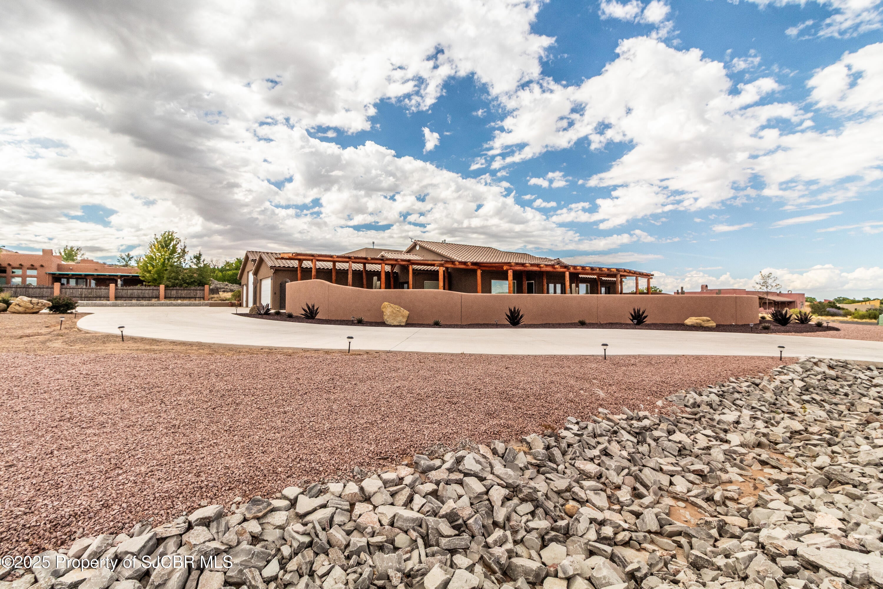 Aztec, New Mexico, 87410, United States, 3 Bedrooms Bedrooms, ,4 BathroomsBathrooms,Residential,Active,1953412