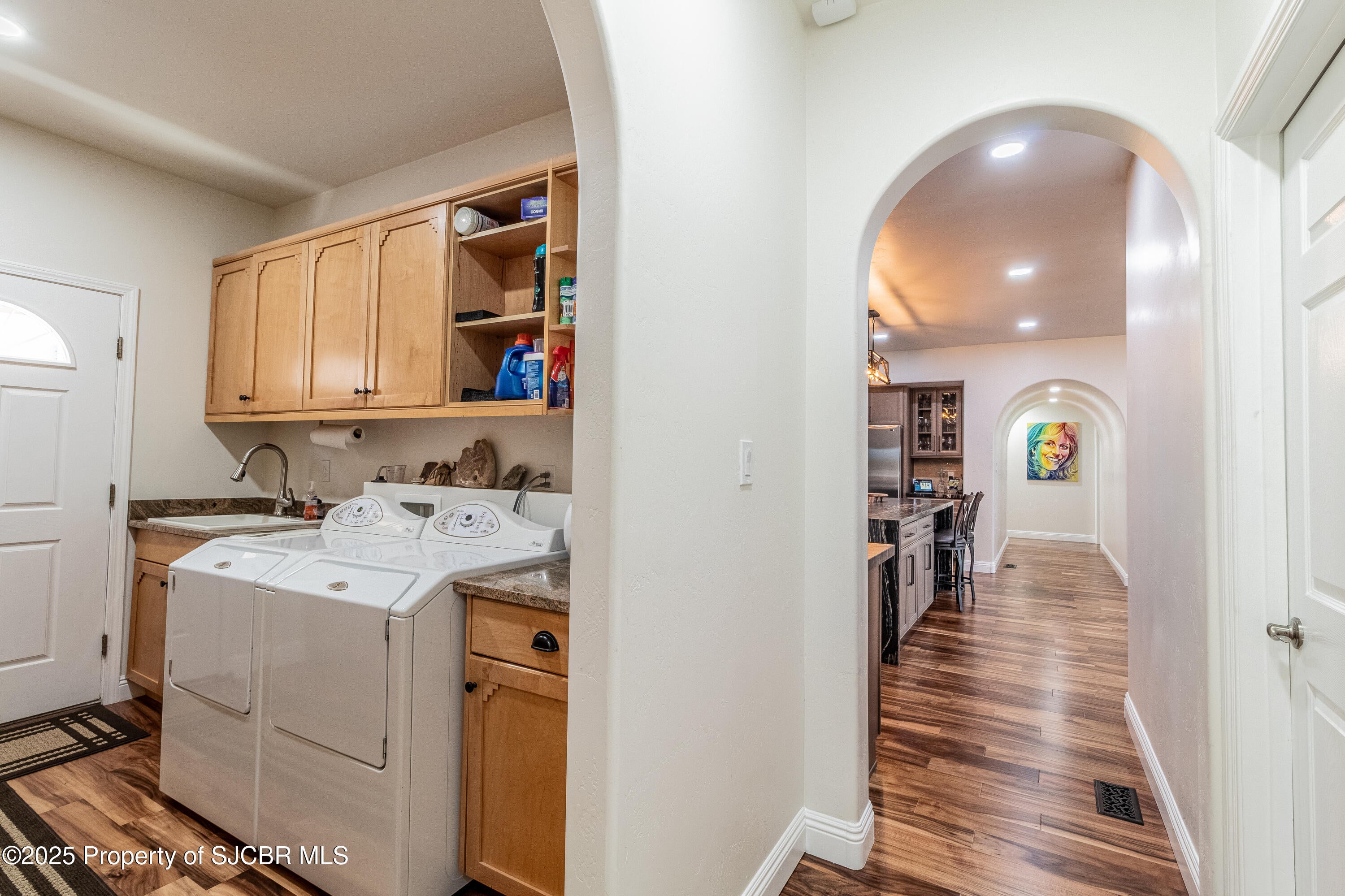 Aztec, New Mexico, 87410, United States, 3 Bedrooms Bedrooms, ,4 BathroomsBathrooms,Residential,Active,1953412