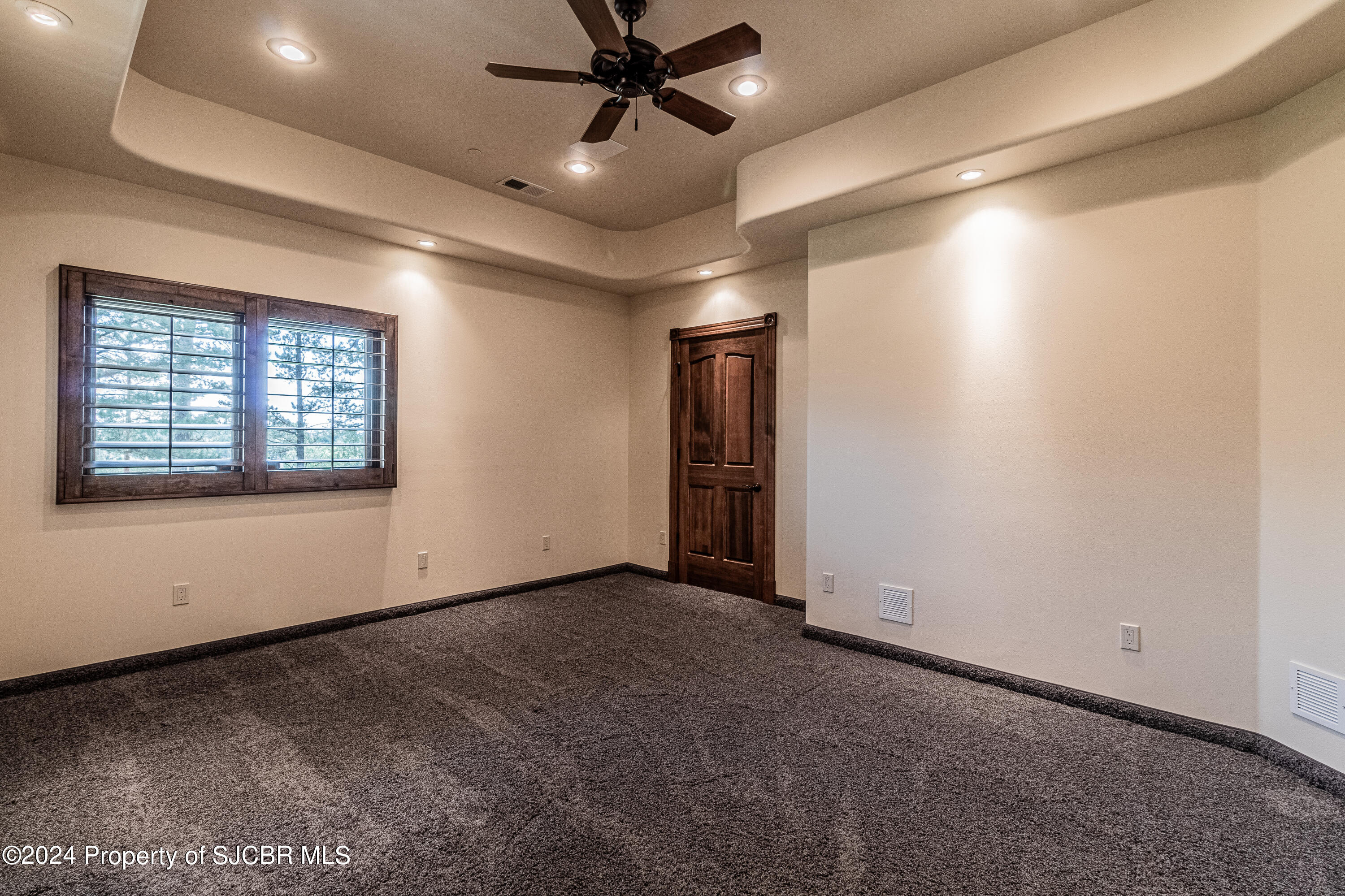 Farmington, New Mexico, 87401, United States, 4 Bedrooms Bedrooms, ,5 BathroomsBathrooms,Residential,Active,1959553