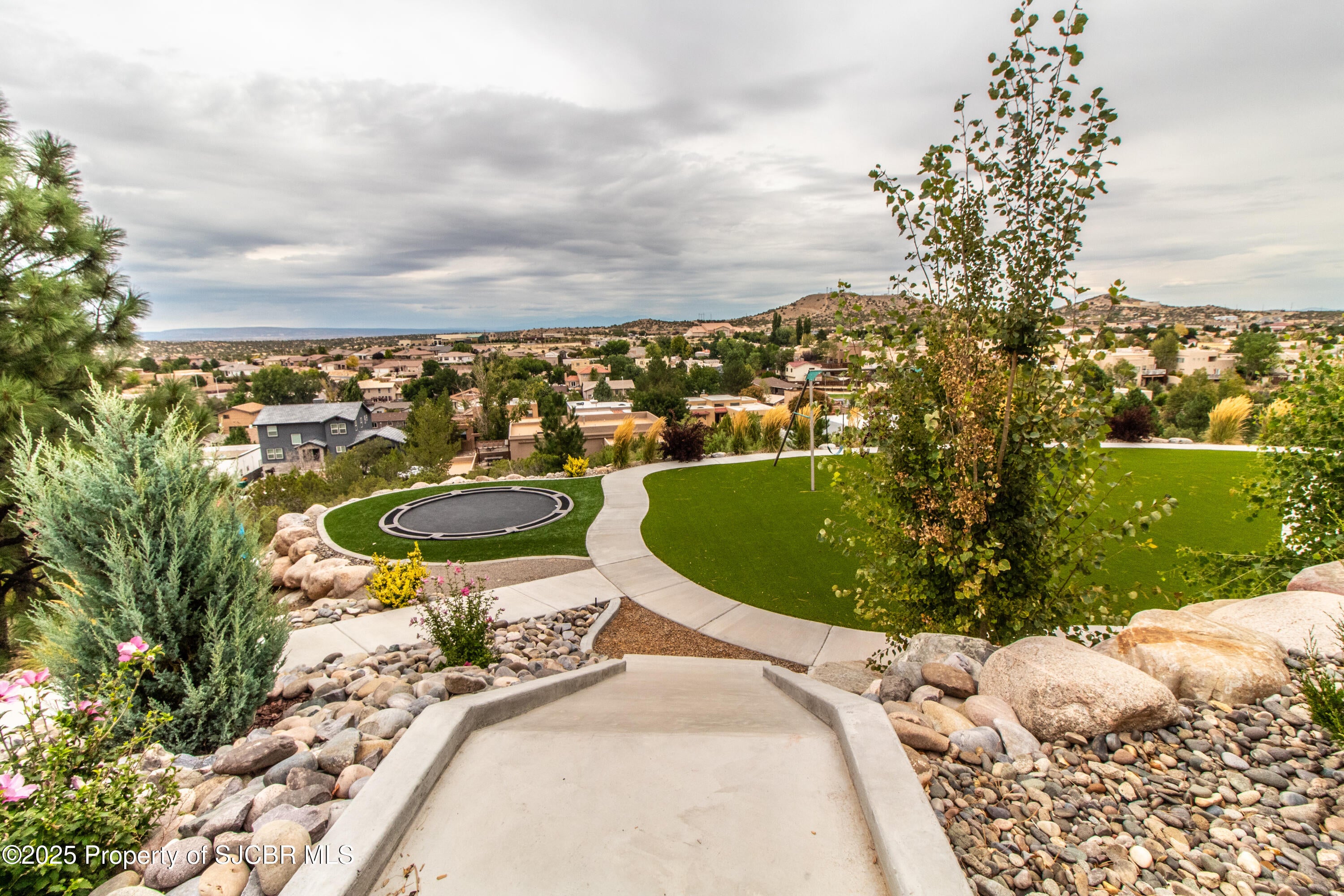 Farmington, New Mexico, 87401, United States, 5 Bedrooms Bedrooms, ,5 BathroomsBathrooms,Residential,Active,1942355