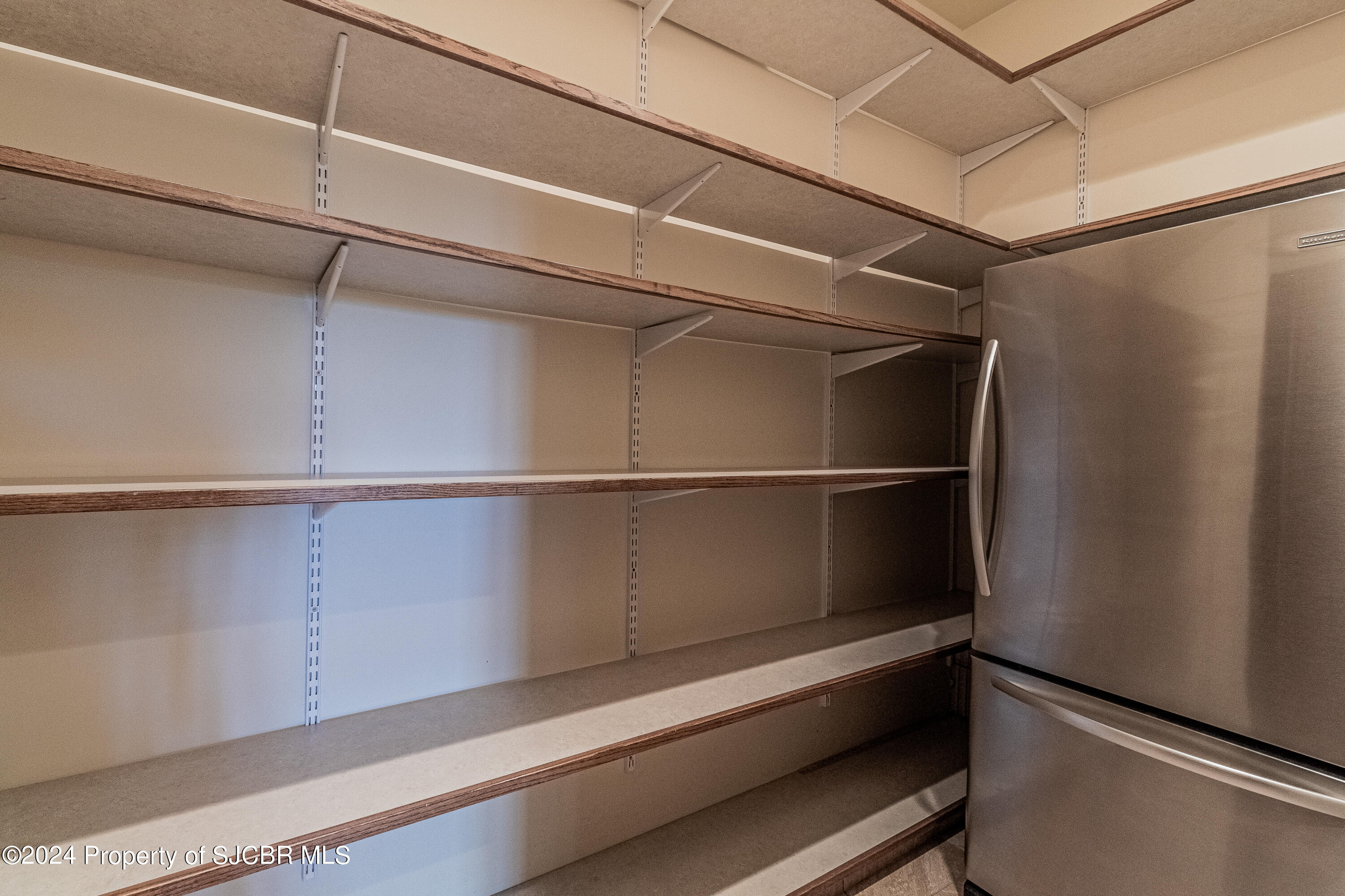 Farmington, New Mexico, 87401, United States, 4 Bedrooms Bedrooms, ,5 BathroomsBathrooms,Residential,Active,1959553