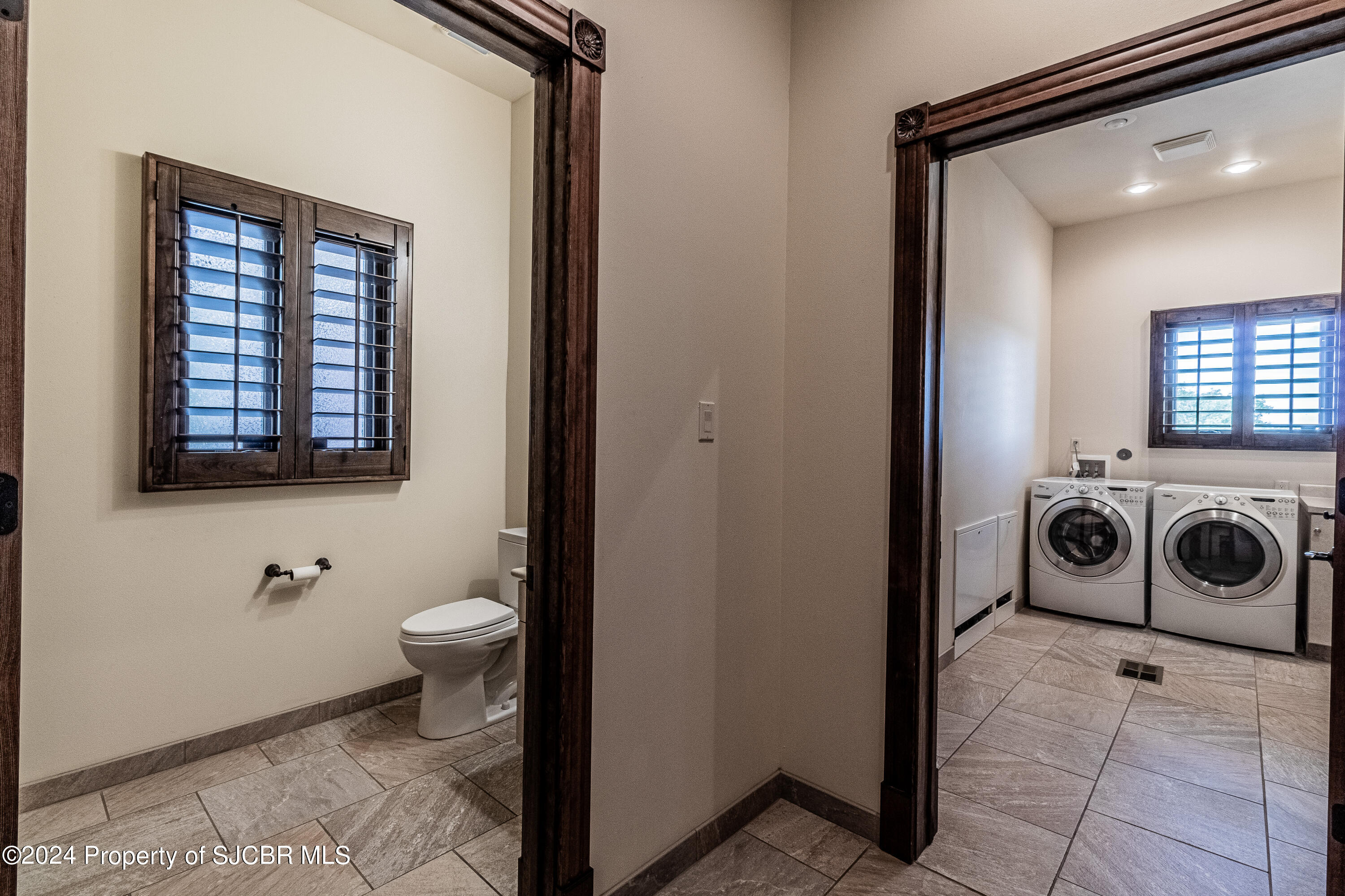 Farmington, New Mexico, 87401, United States, 4 Bedrooms Bedrooms, ,5 BathroomsBathrooms,Residential,Active,1959553