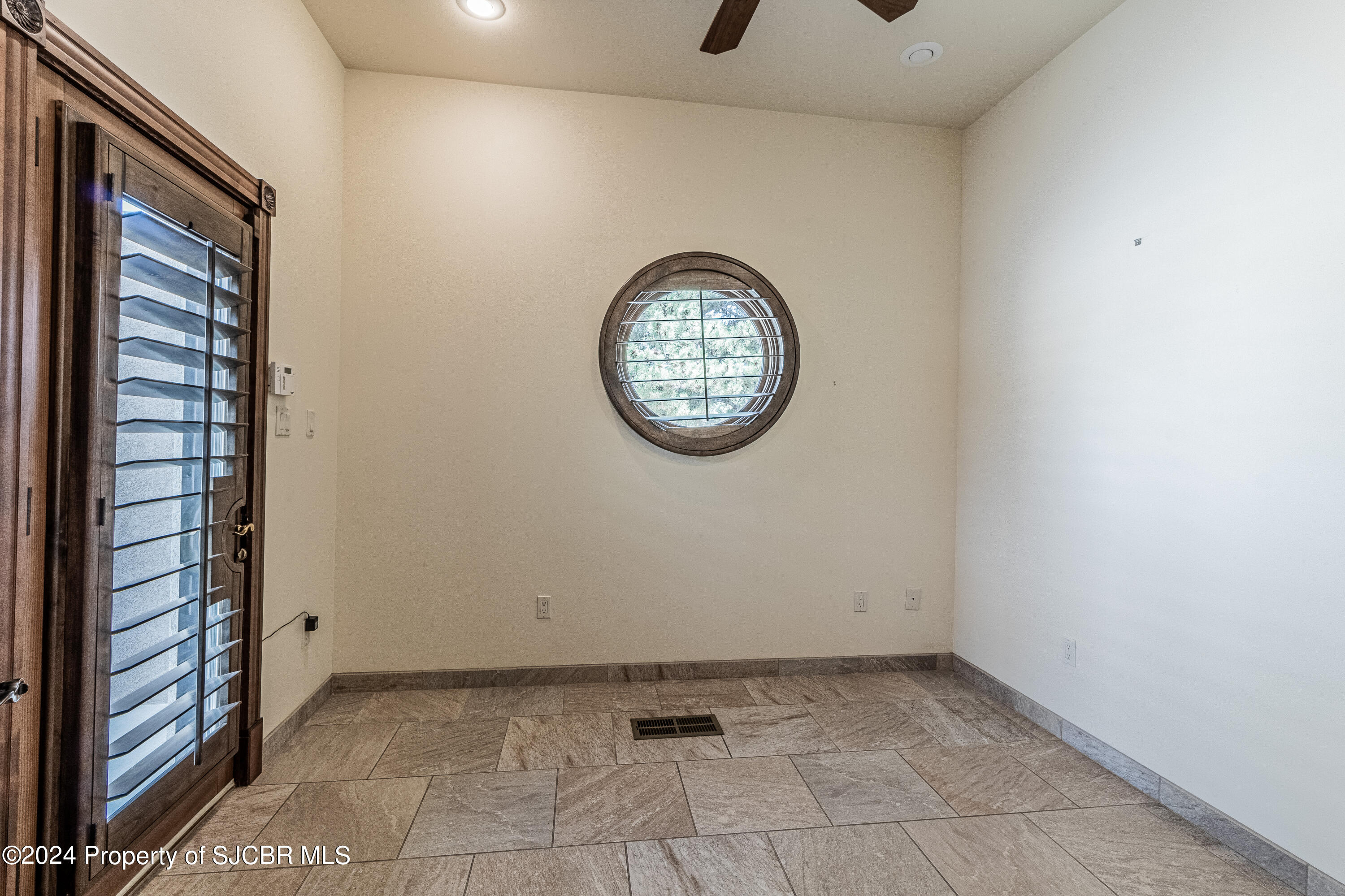 Farmington, New Mexico, 87401, United States, 4 Bedrooms Bedrooms, ,5 BathroomsBathrooms,Residential,Active,1959553