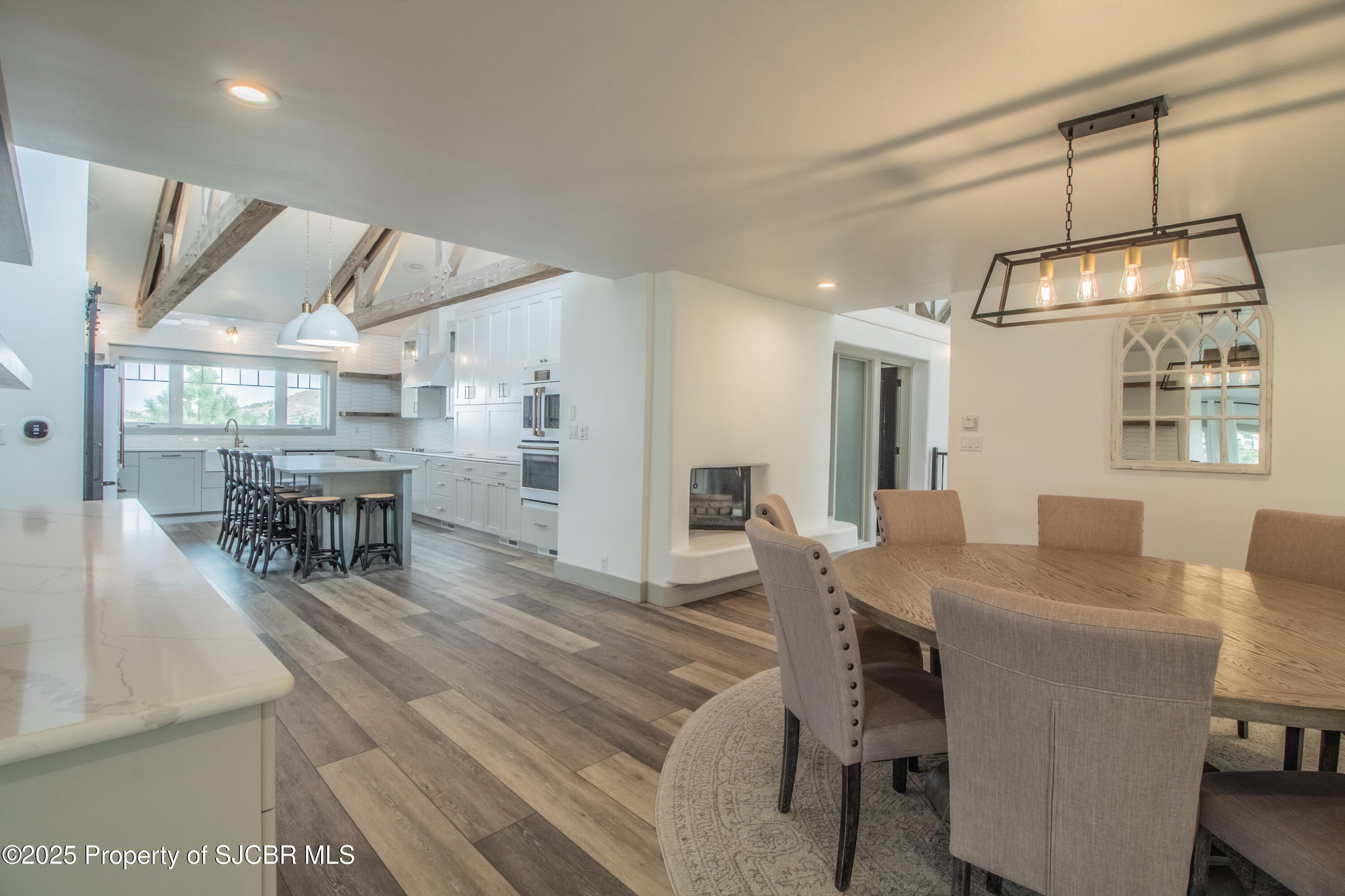 Farmington, New Mexico, 87401, United States, 5 Bedrooms Bedrooms, ,5 BathroomsBathrooms,Residential,Active,1942355