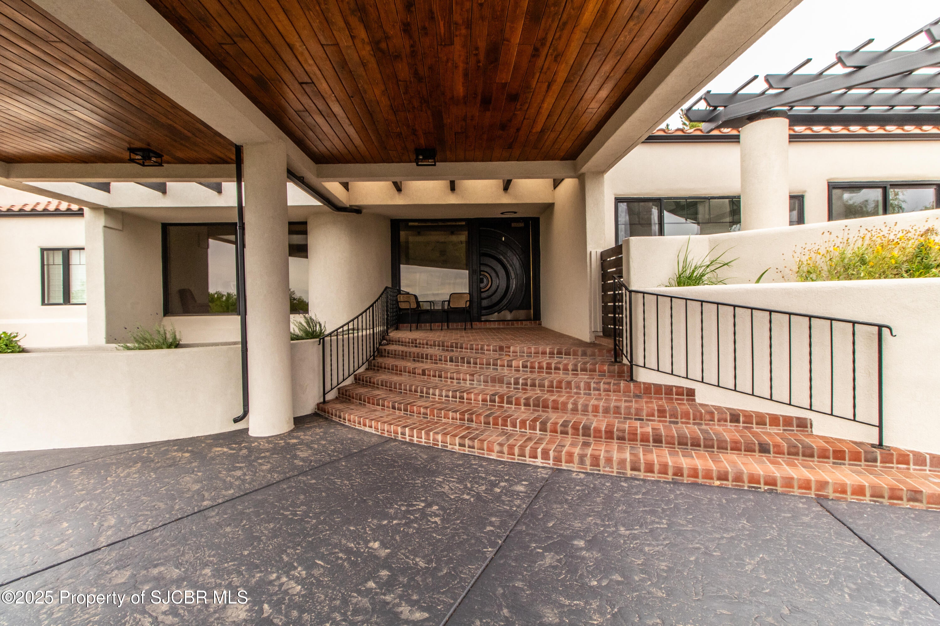 Farmington, New Mexico, 87401, United States, 5 Bedrooms Bedrooms, ,5 BathroomsBathrooms,Residential,Active,1942355