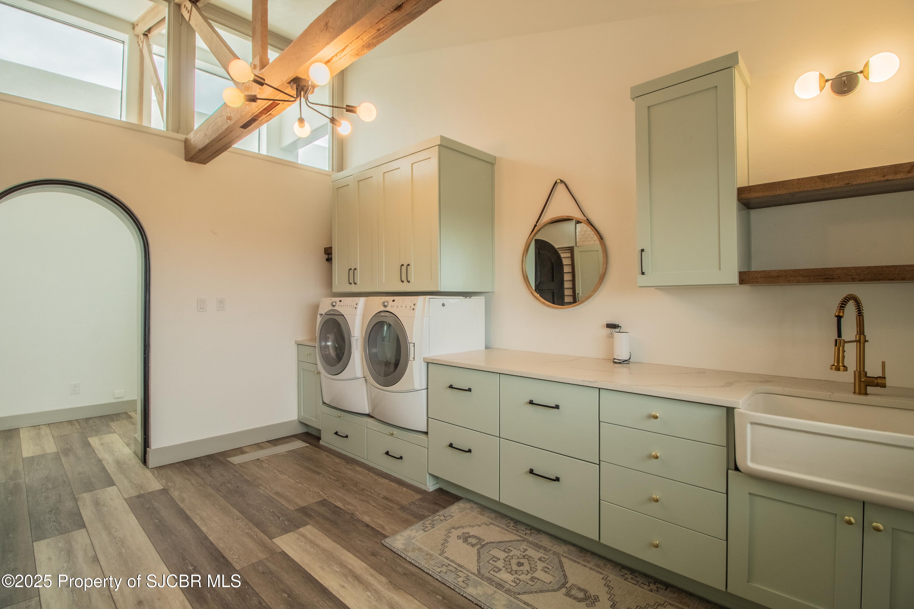 Farmington, New Mexico, 87401, United States, 5 Bedrooms Bedrooms, ,5 BathroomsBathrooms,Residential,Active,1942355