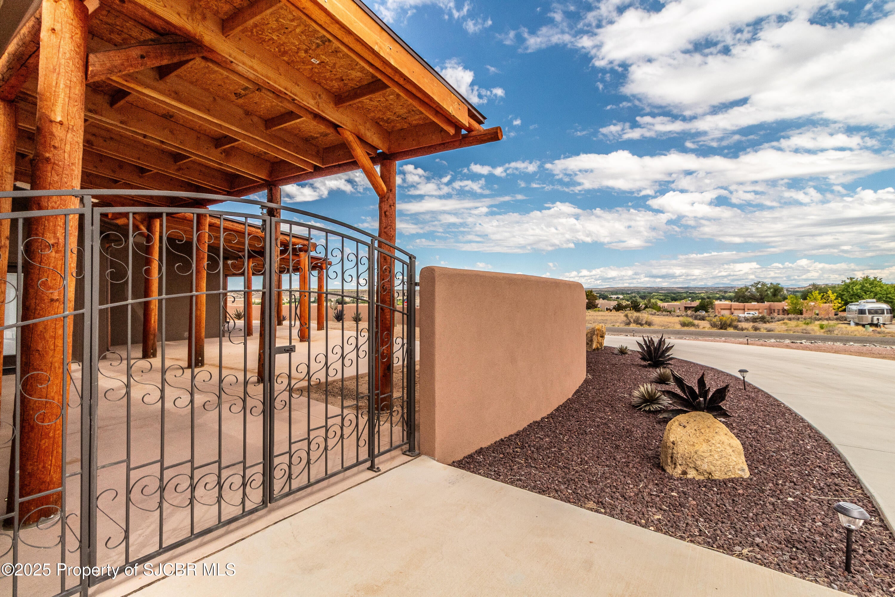 Aztec, New Mexico, 87410, United States, 3 Bedrooms Bedrooms, ,4 BathroomsBathrooms,Residential,Active,1953412