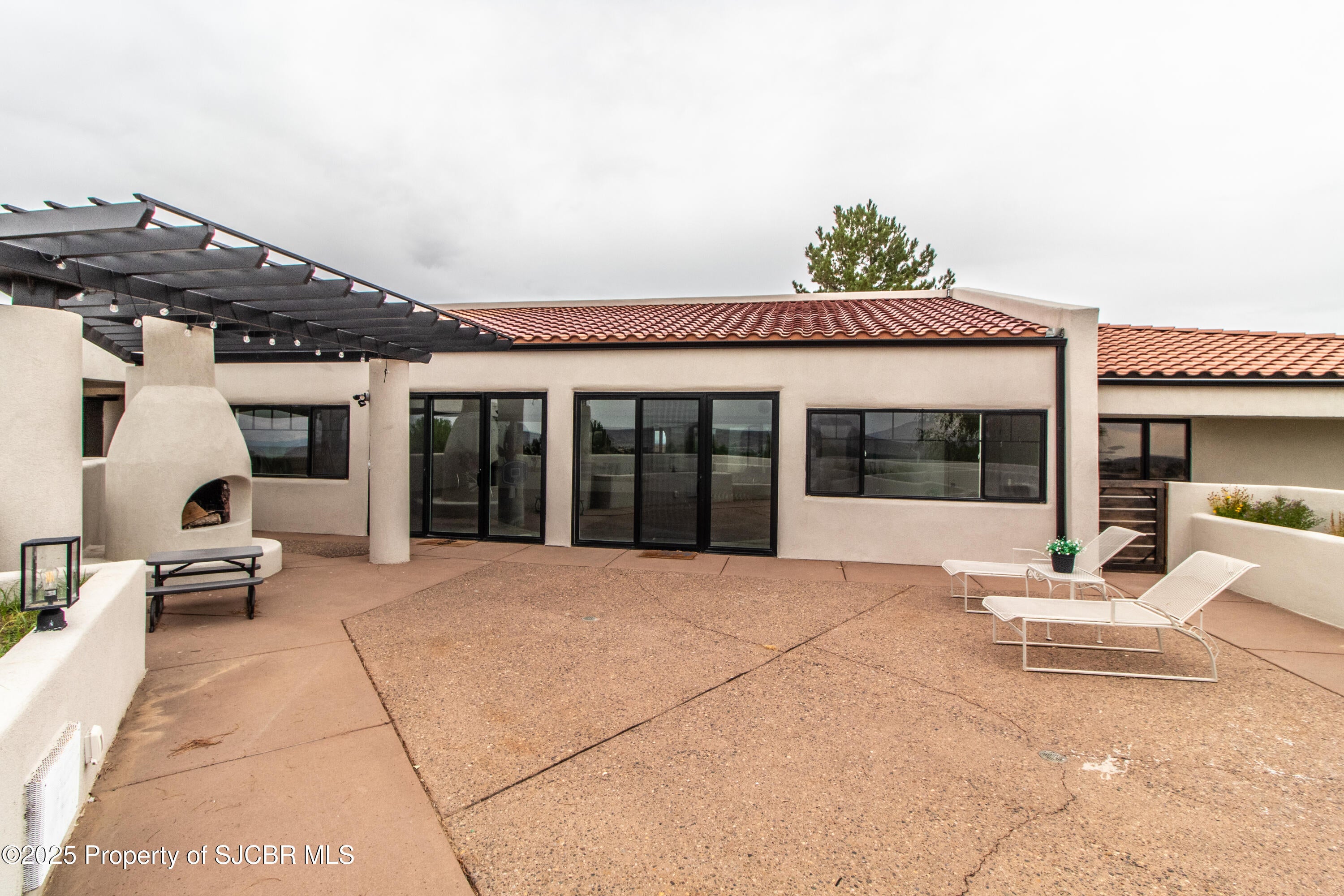 Farmington, New Mexico, 87401, United States, 5 Bedrooms Bedrooms, ,5 BathroomsBathrooms,Residential,Active,1942355