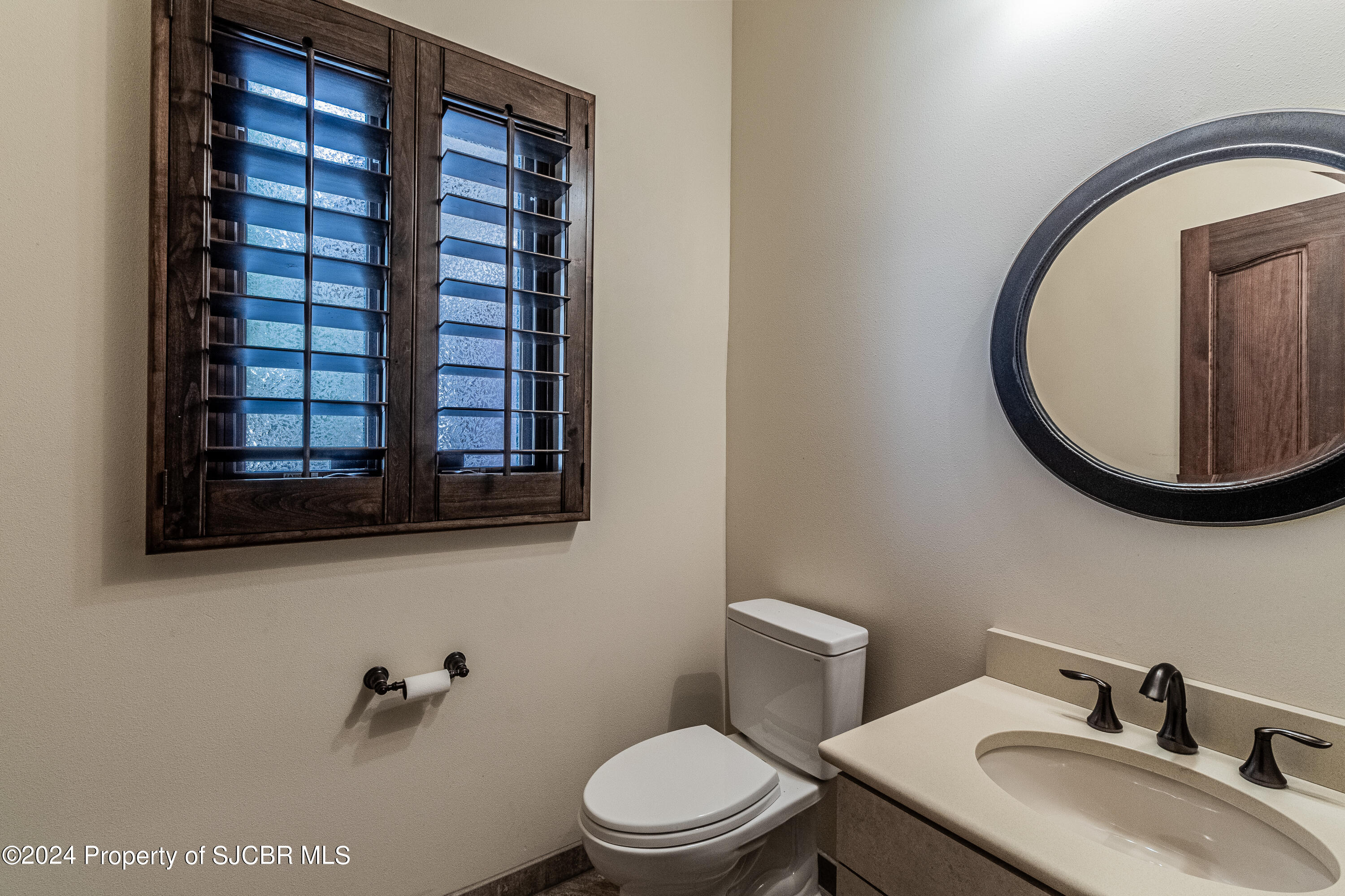 Farmington, New Mexico, 87401, United States, 4 Bedrooms Bedrooms, ,5 BathroomsBathrooms,Residential,Active,1959553