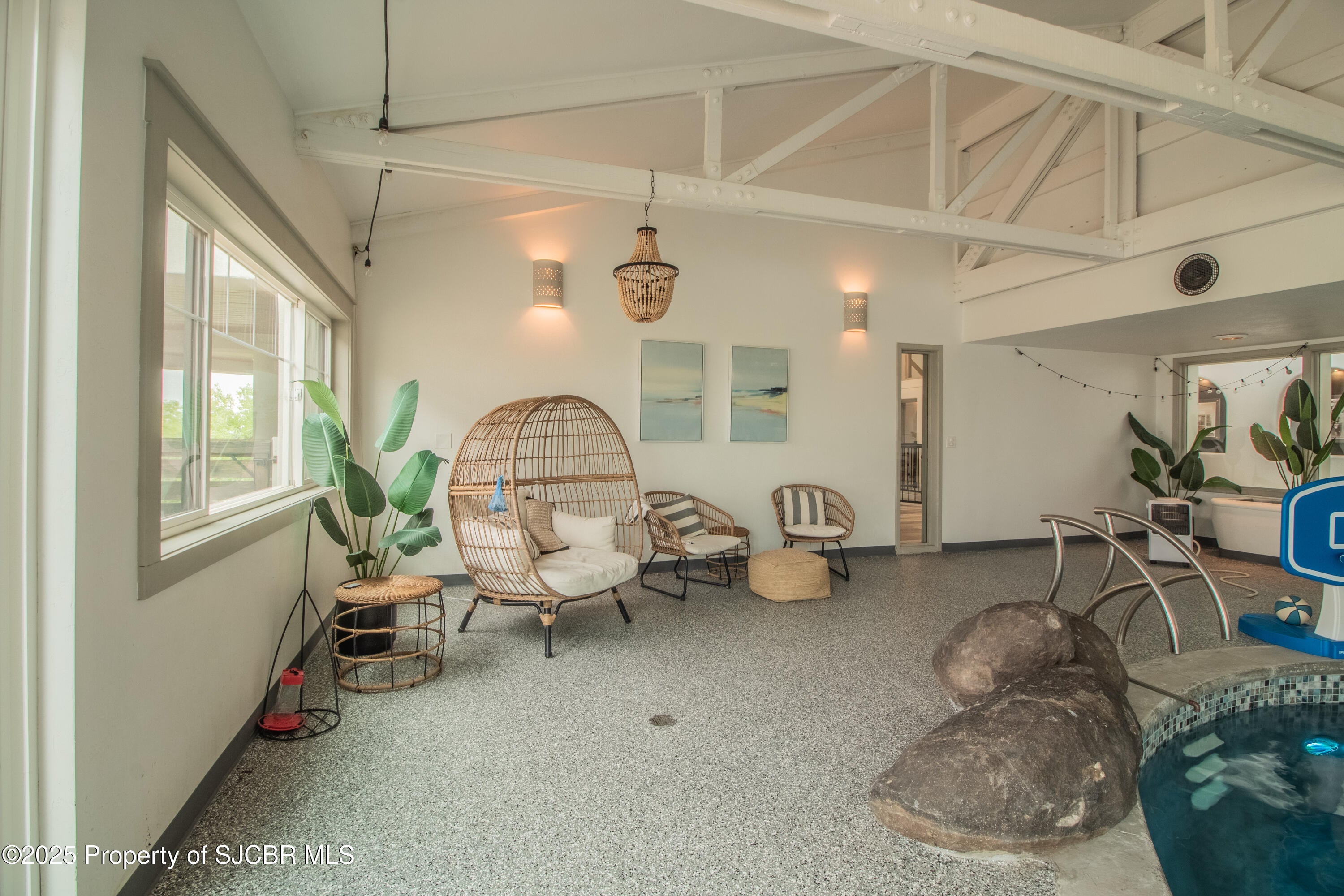 Farmington, New Mexico, 87401, United States, 5 Bedrooms Bedrooms, ,5 BathroomsBathrooms,Residential,Active,1942355