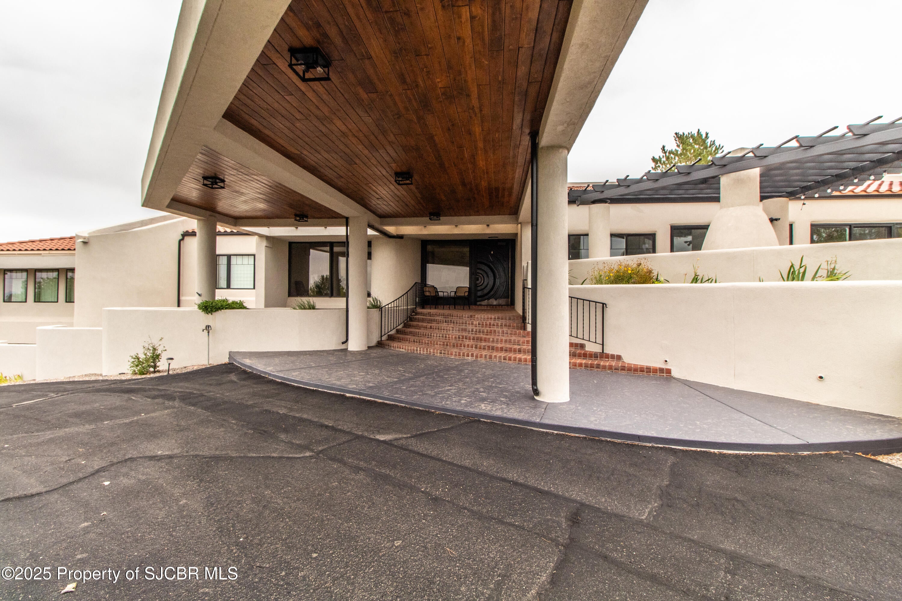 Farmington, New Mexico, 87401, United States, 5 Bedrooms Bedrooms, ,5 BathroomsBathrooms,Residential,Active,1942355