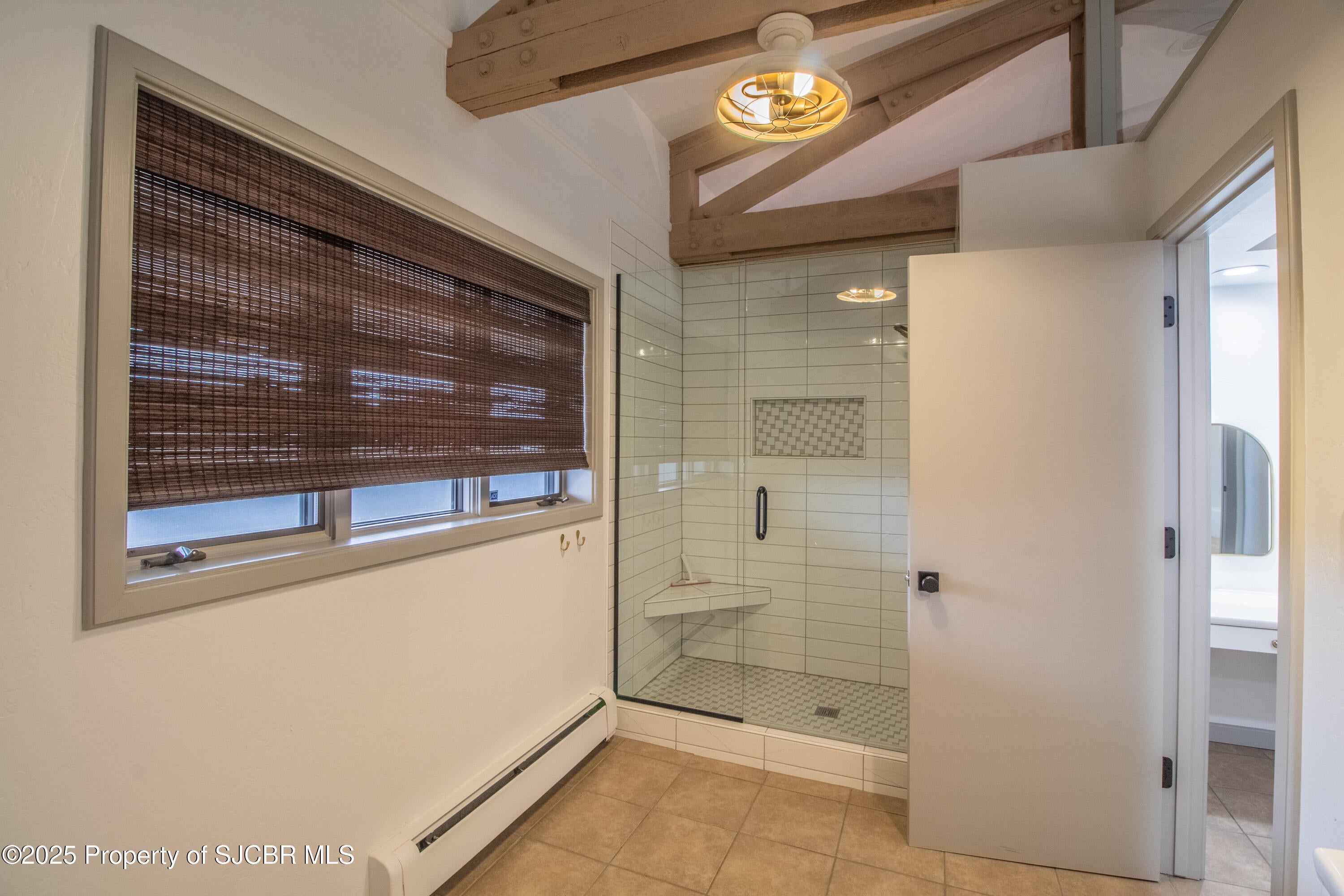 Farmington, New Mexico, 87401, United States, 5 Bedrooms Bedrooms, ,5 BathroomsBathrooms,Residential,Active,1942355