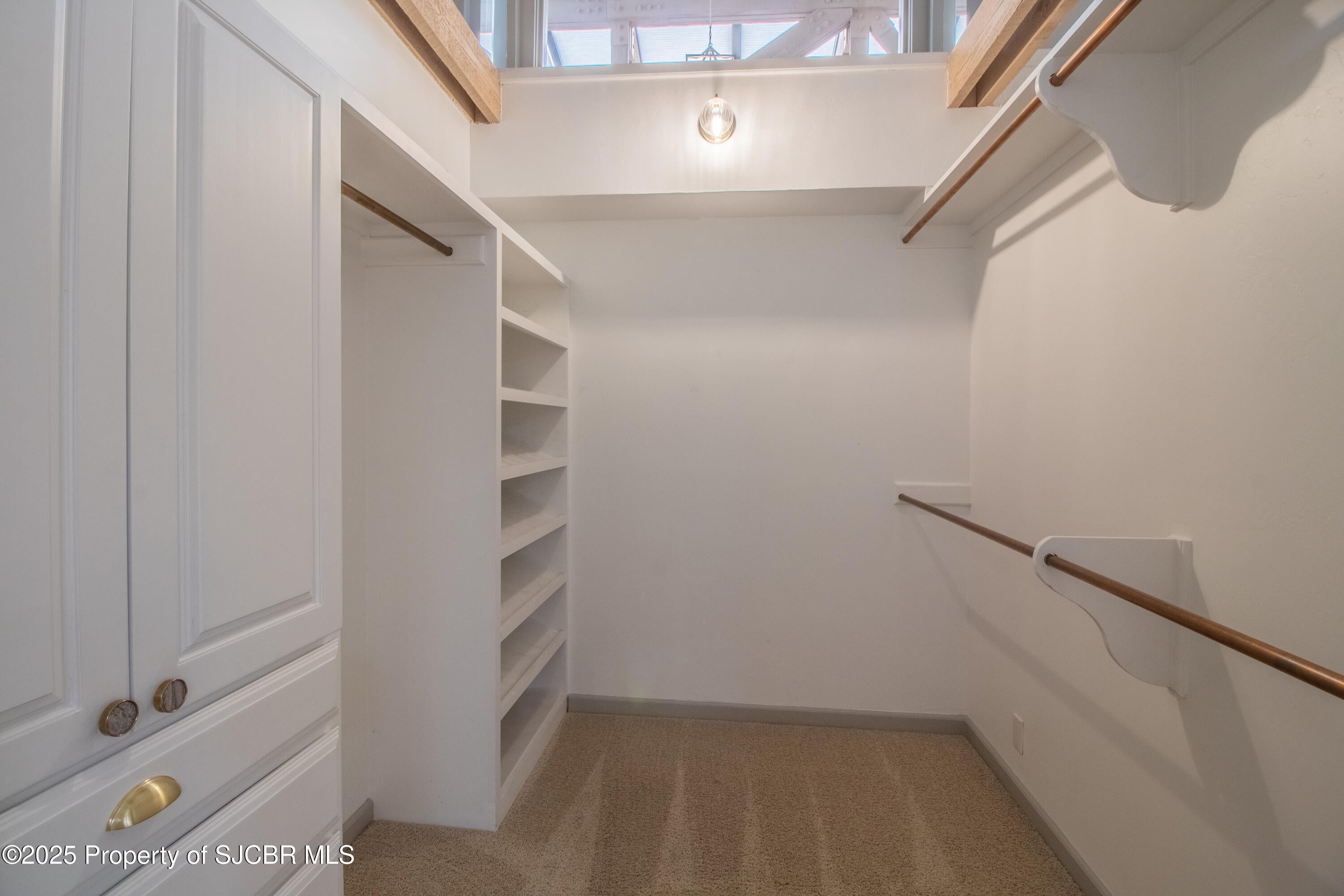 Farmington, New Mexico, 87401, United States, 5 Bedrooms Bedrooms, ,5 BathroomsBathrooms,Residential,Active,1942355