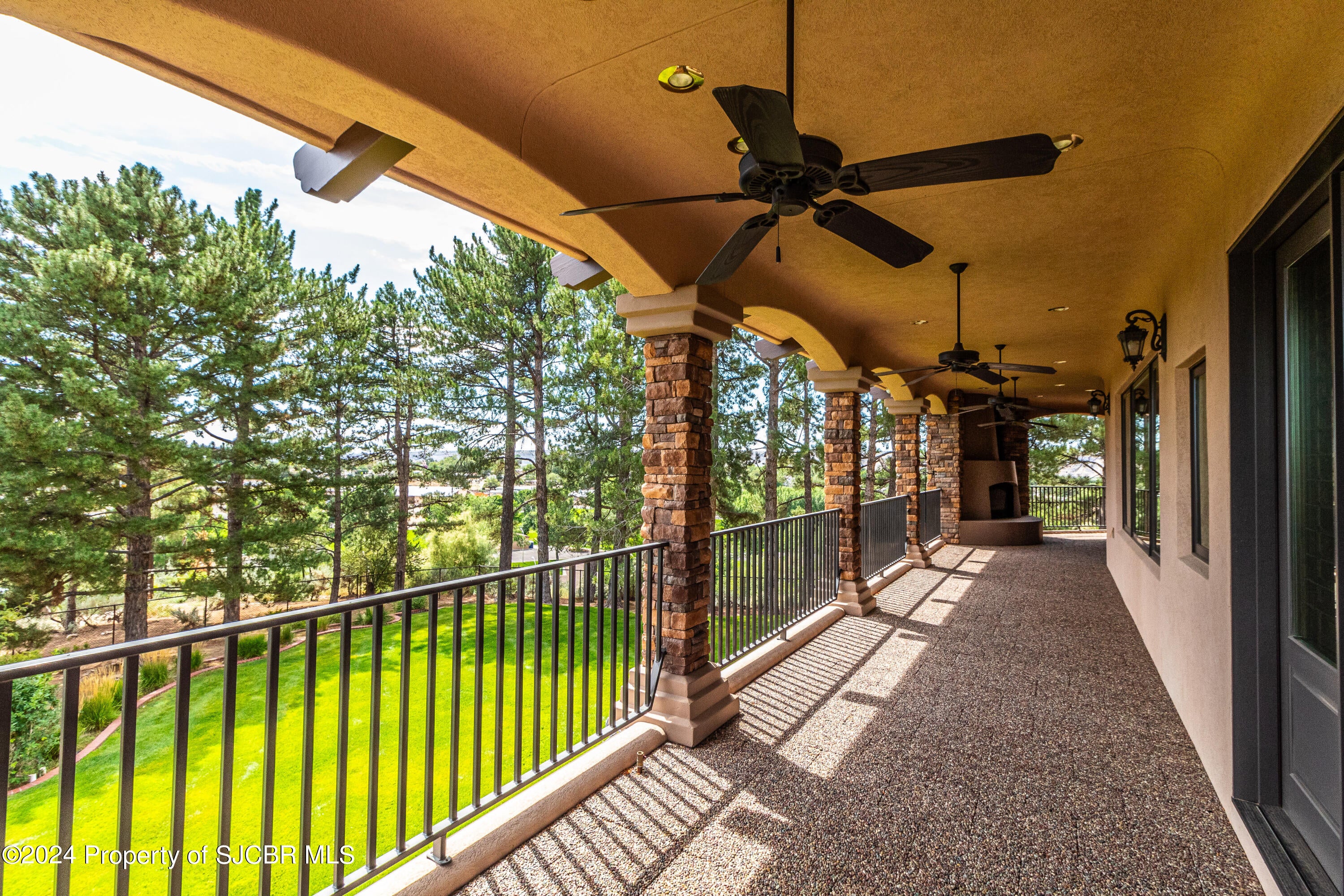 Farmington, New Mexico, 87401, United States, 4 Bedrooms Bedrooms, ,5 BathroomsBathrooms,Residential,Active,1959553