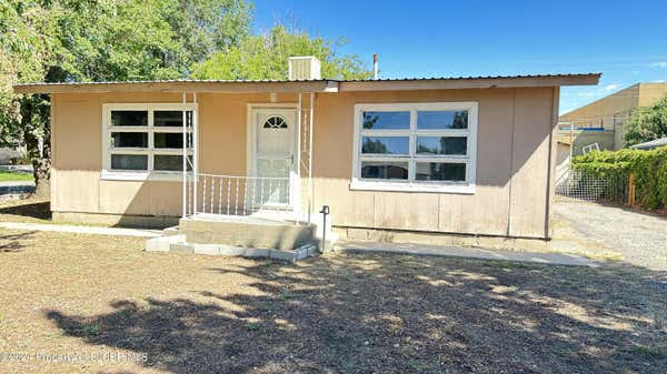 208 E PINE AVE, BLOOMFIELD, NM 87413 - Image 1